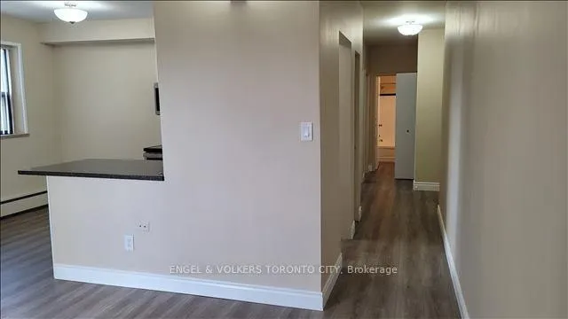 Photo 2 of Unit 208, 416 E 42nd Street, Hamilton, Hampton Heights — HOMEH