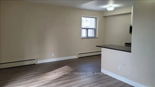 Photo 4 of Unit 208, 416 E 42nd Street, Hamilton, Hampton Heights — HOMEH