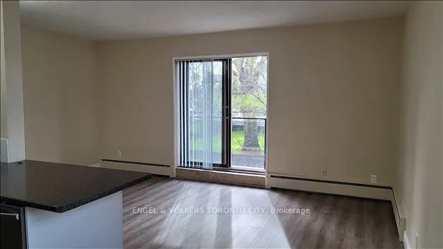 Photo 6 of Unit 208, 416 E 42nd Street, Hamilton, Hampton Heights — HOMEH