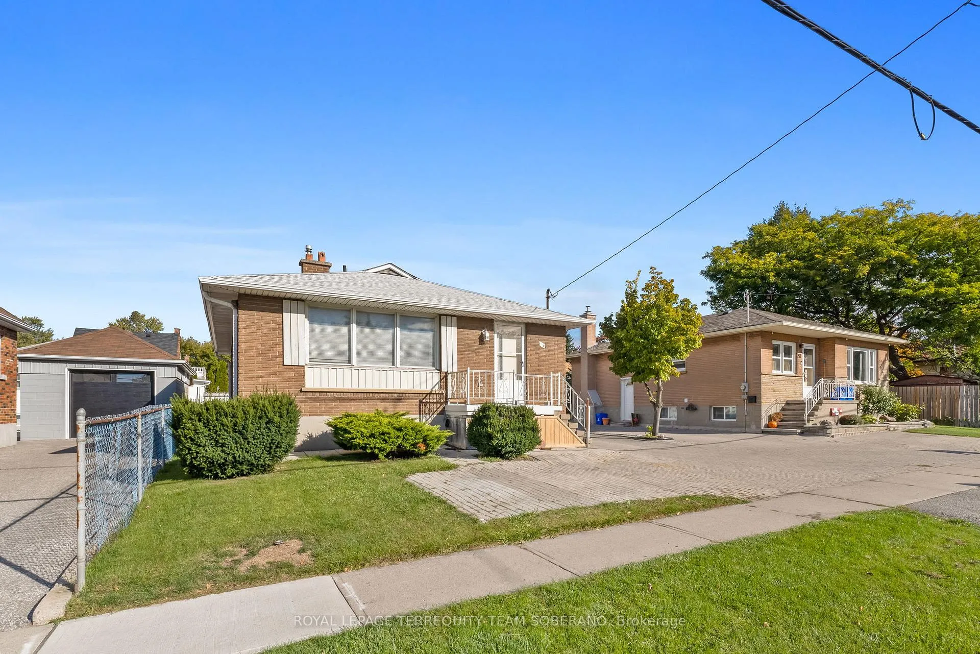Photo 2 of 378 Elmgrove Avenue, Oshawa, Vanier — HOMEH