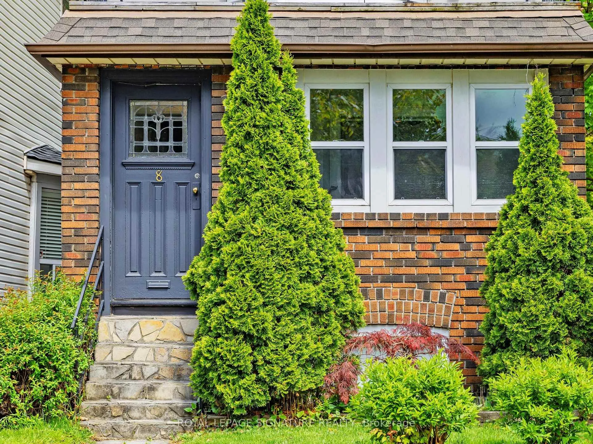 Photo 2 of 8 Fairford Avenue, Toronto, Greenwood-Coxwell — HOMEH