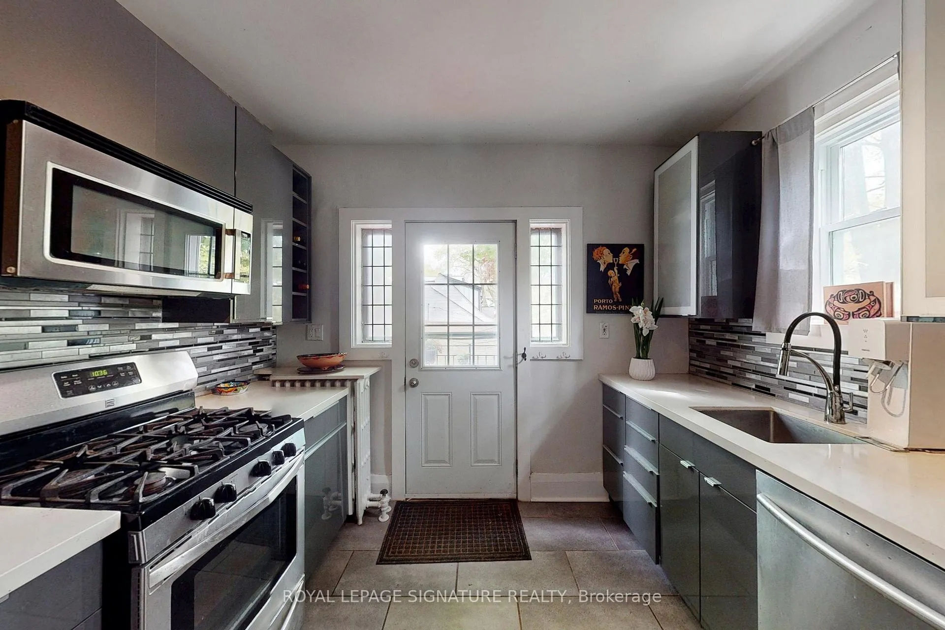 Photo 19 of 8 Fairford Avenue, Toronto, Greenwood-Coxwell — HOMEH