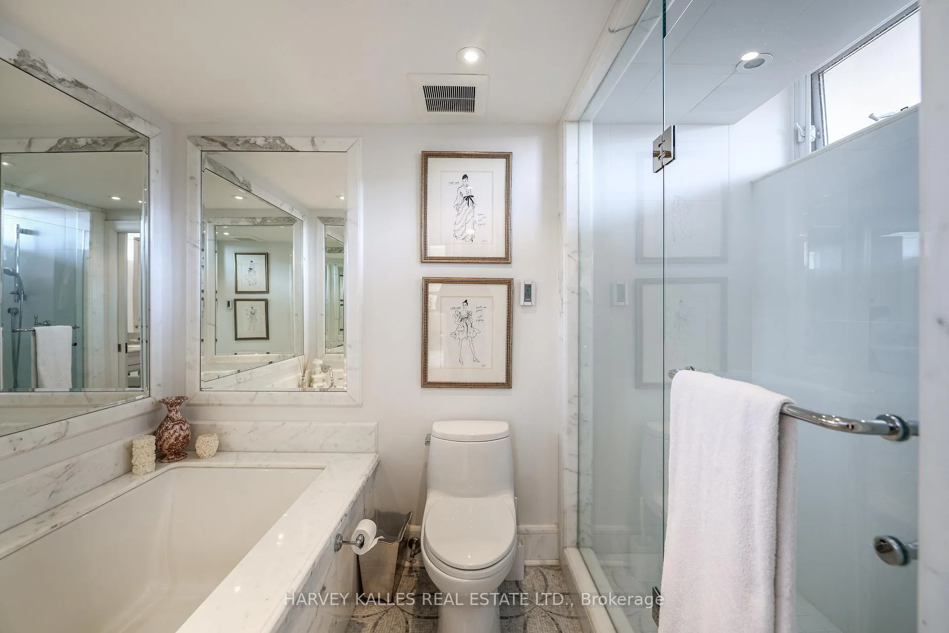 Photo 18 of Unit 801, 2600 Bathurst Street, Toronto, Englemount-Lawrence — HOMEH
