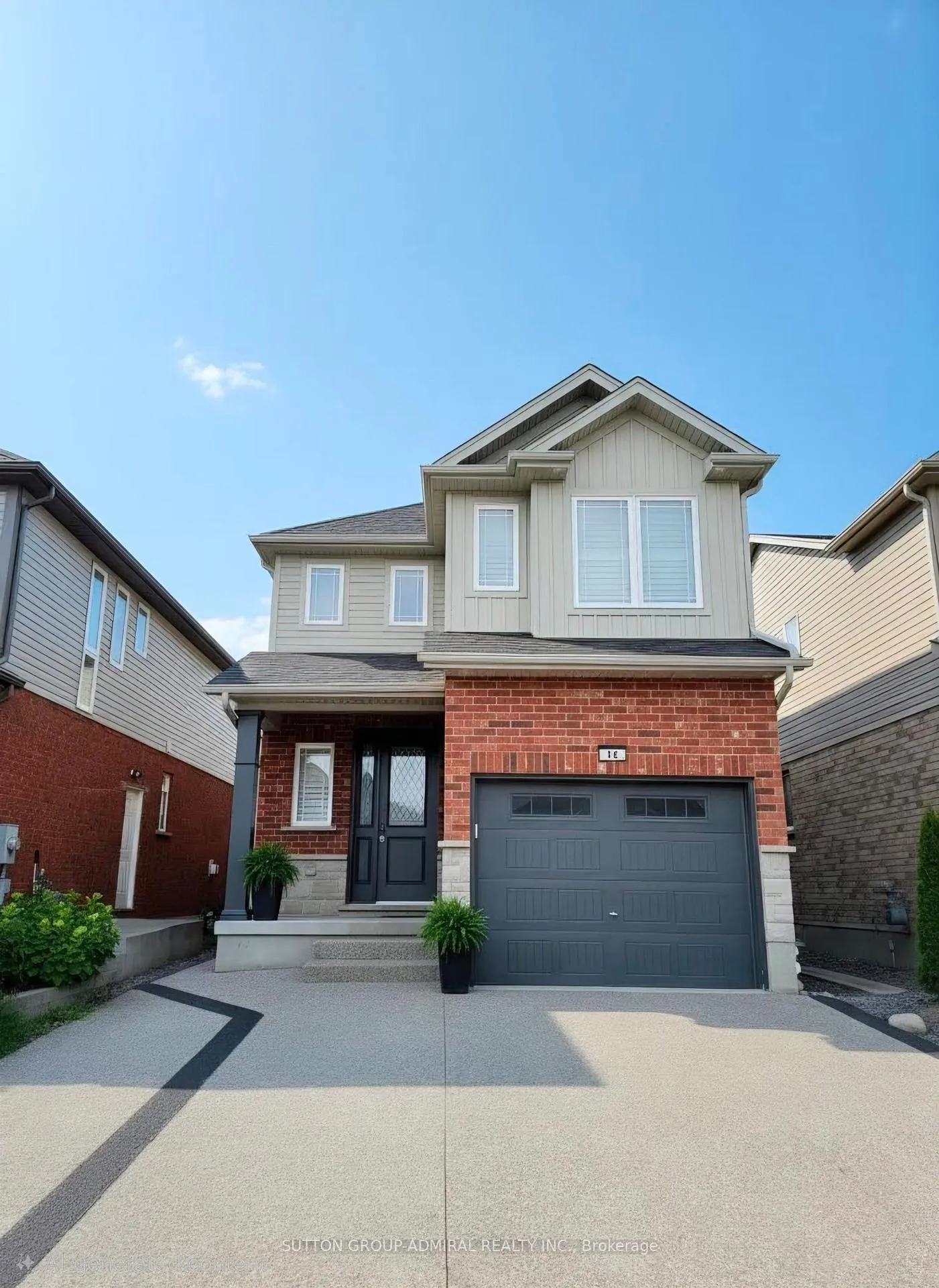 Photo 1 of 14 Crossbridge Avenue, Kitchener — HOMEH