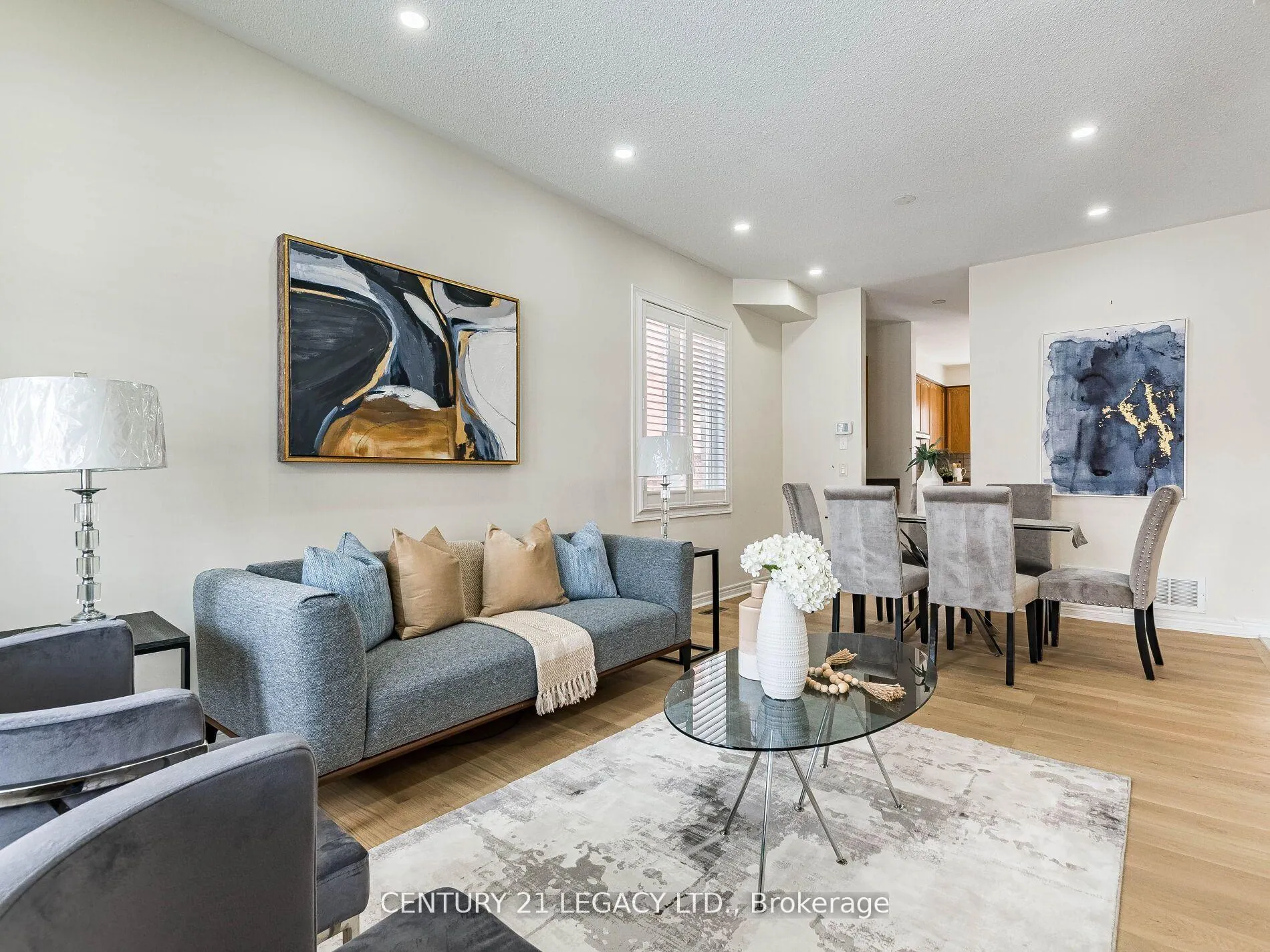 Photo 3 of 3 Bowsfield Drive, Brampton, Vales of Castlemore — HOMEH