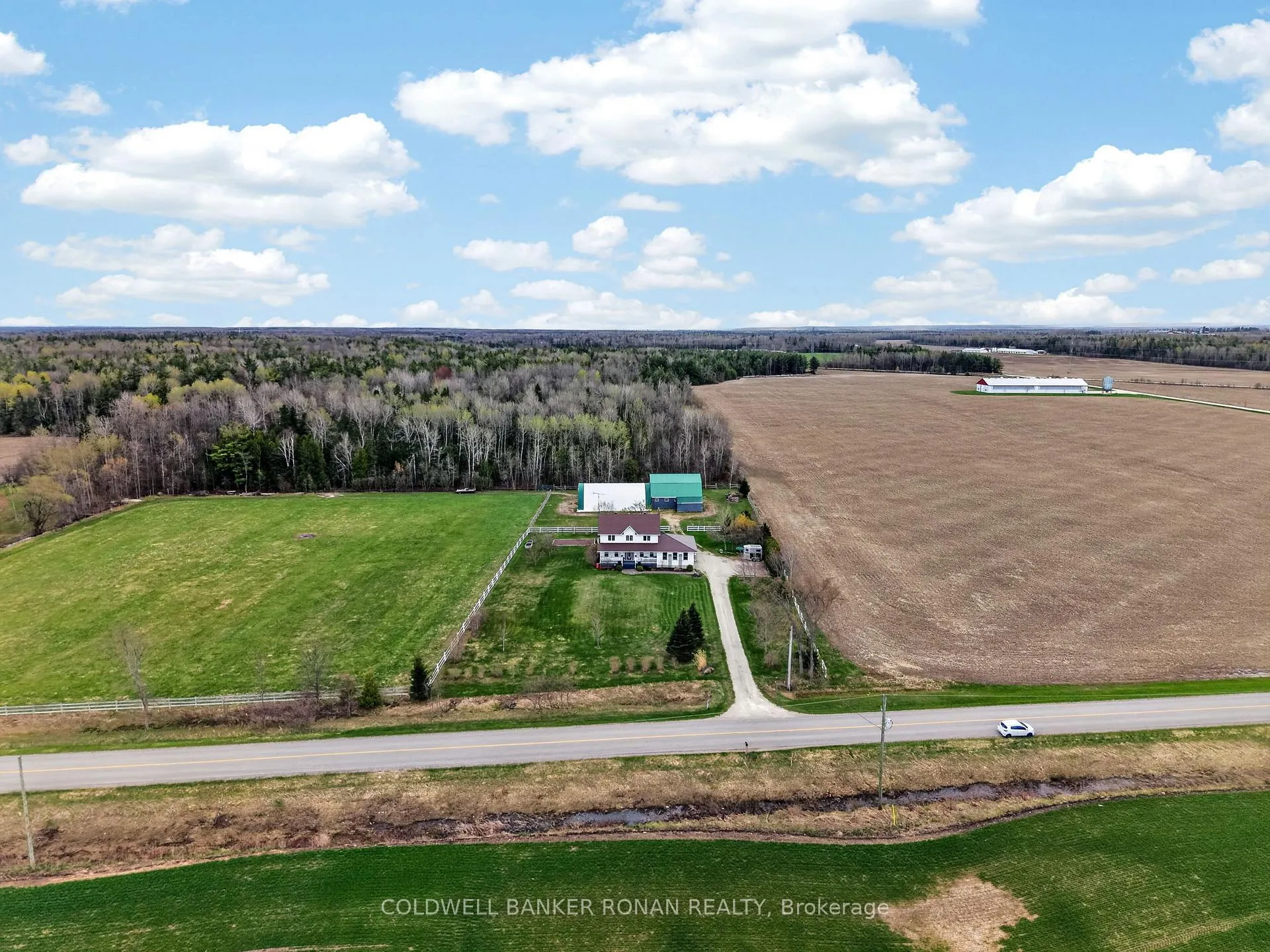 Photo 45 of 5321 Concession 7, Clearview, Rural Clearview — HOMEH