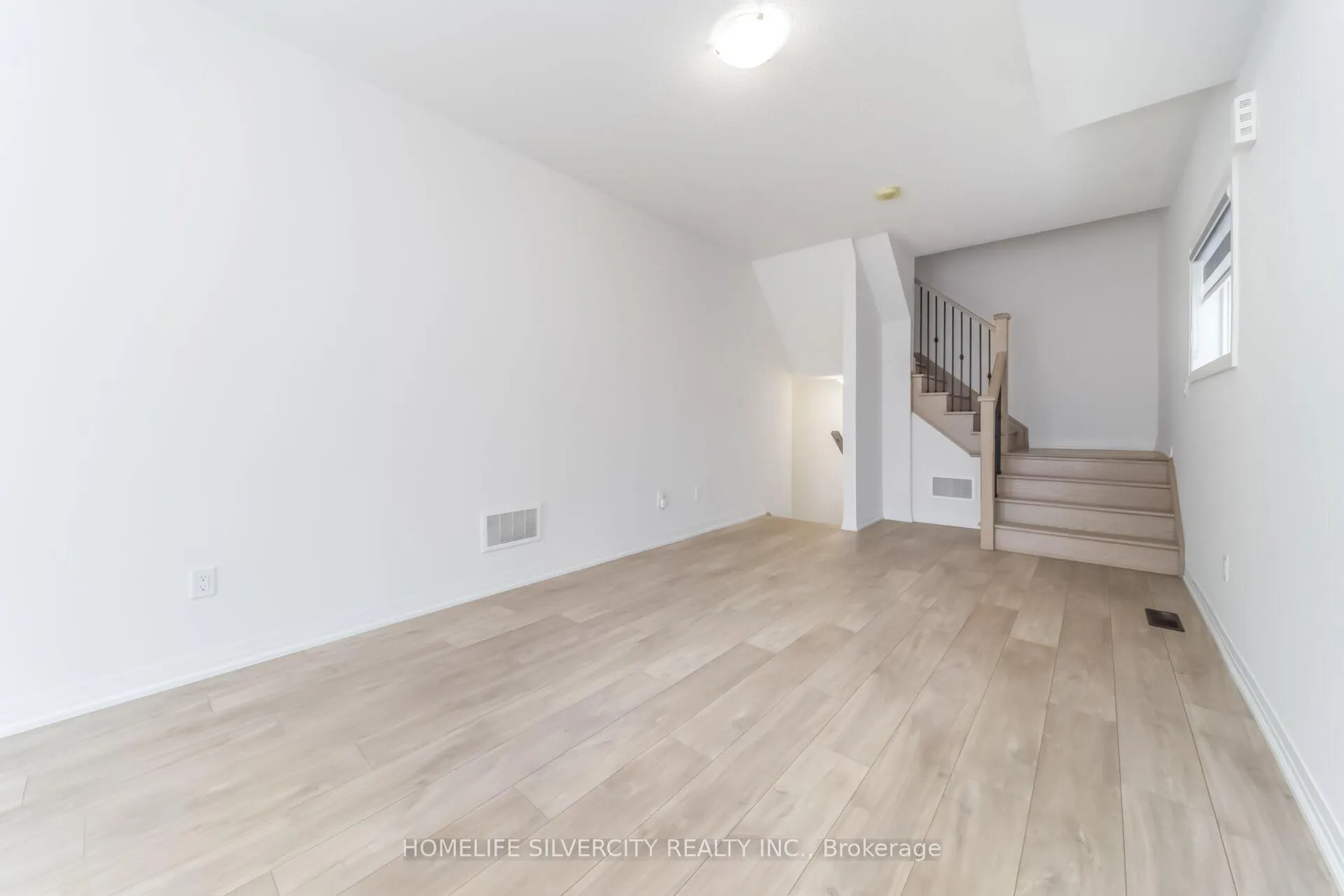 Photo 7 of 25 Purple Sage Drive, Brampton, Bram East — HOMEH