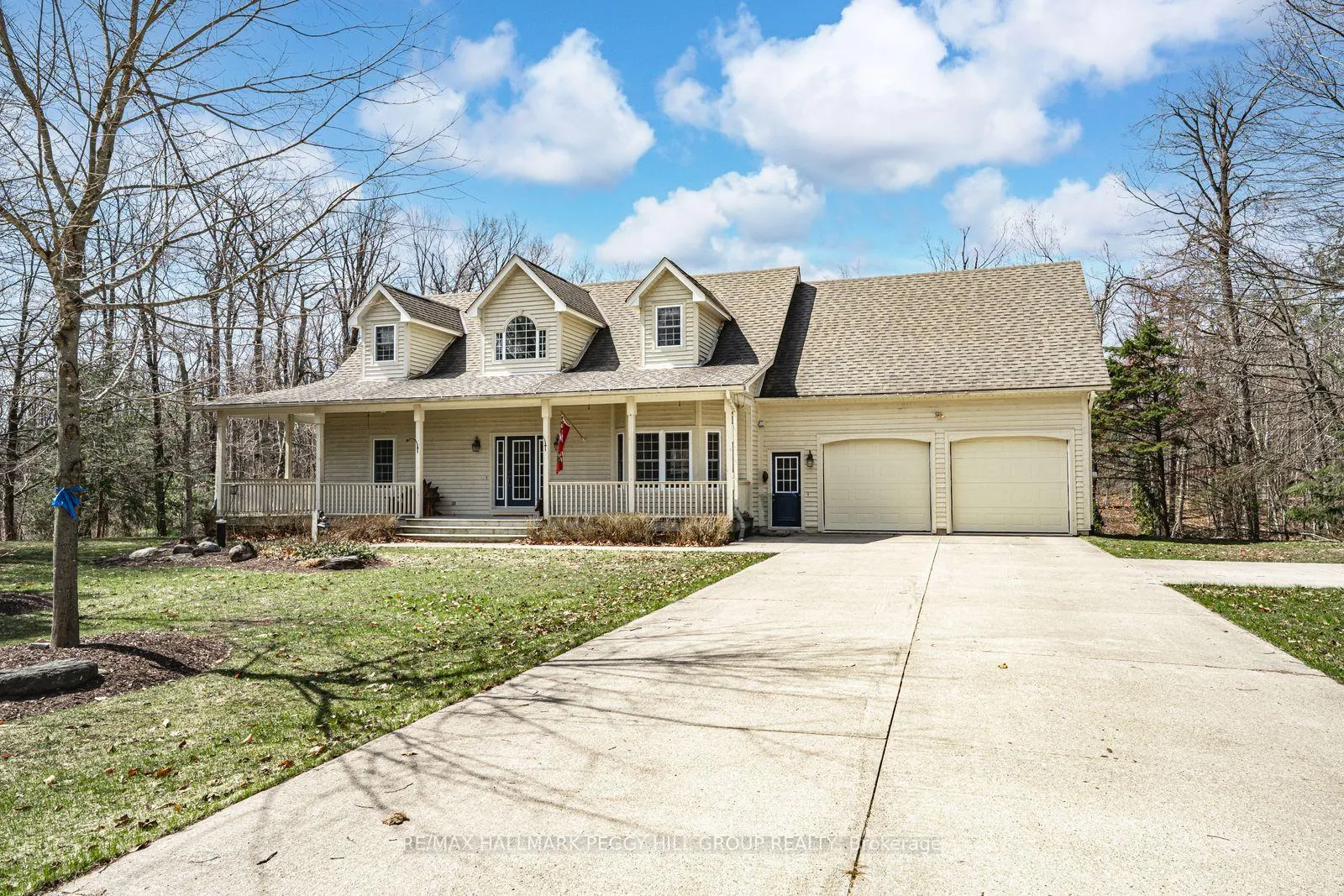 Front of 18 Trillium Trail