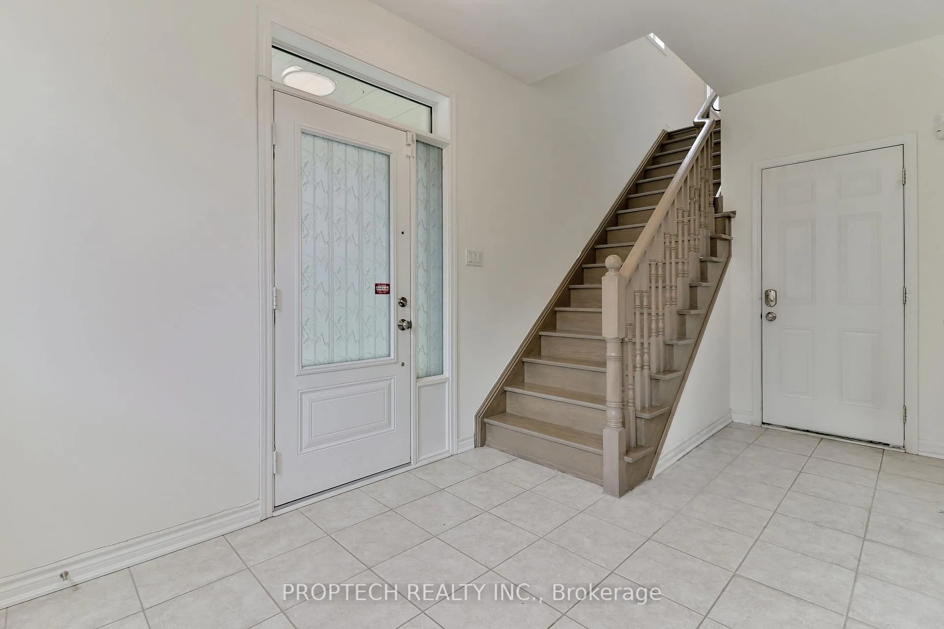 Photo 3 of 19 Frederick Wilson Avenue, Markham, Cornell — HOMEH