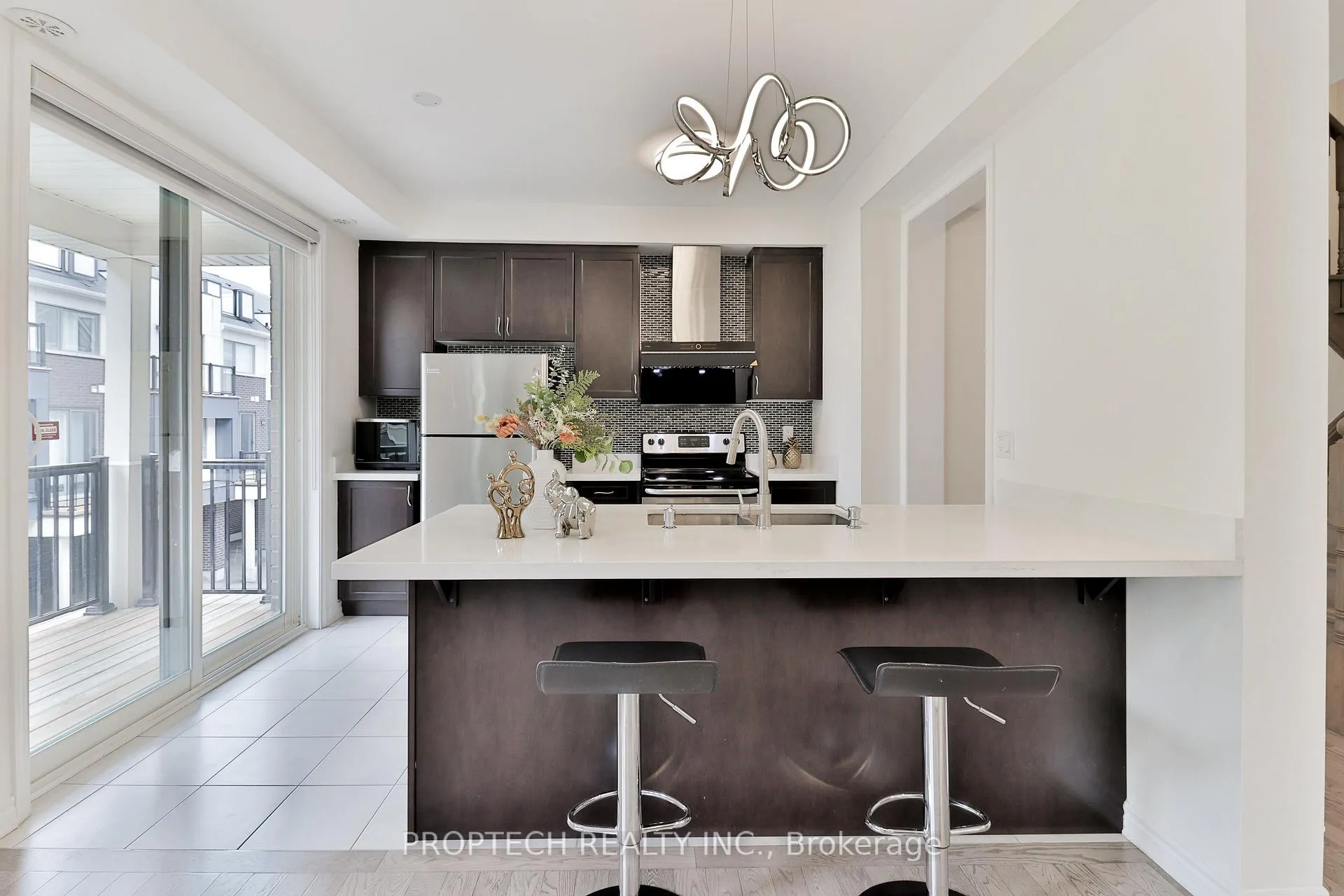 Photo 11 of 19 Frederick Wilson Avenue, Markham, Cornell — HOMEH