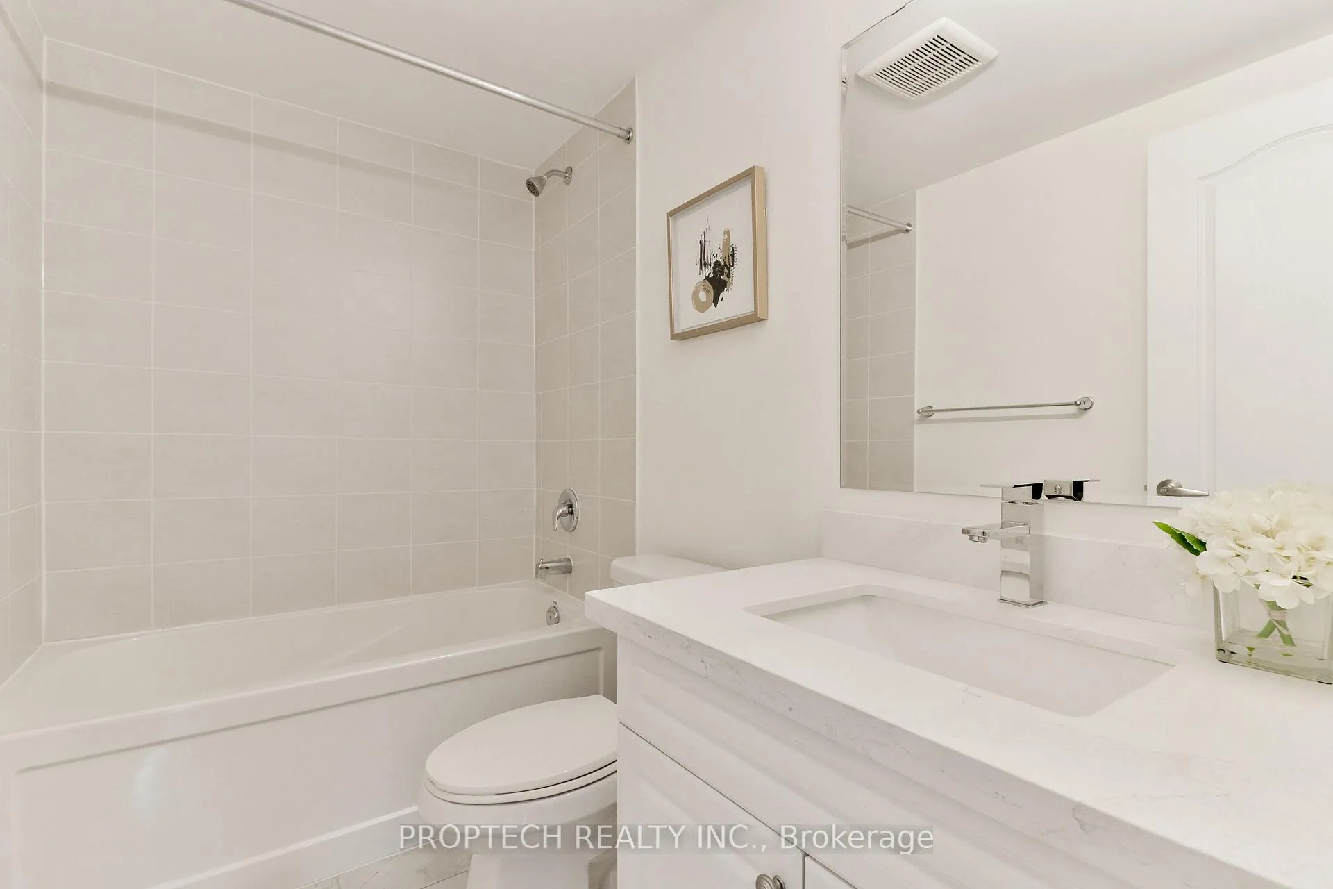 Photo 24 of 19 Frederick Wilson Avenue, Markham, Cornell — HOMEH