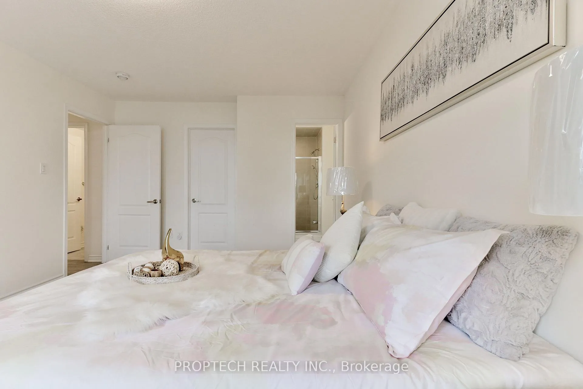 Photo 28 of 19 Frederick Wilson Avenue, Markham, Cornell — HOMEH