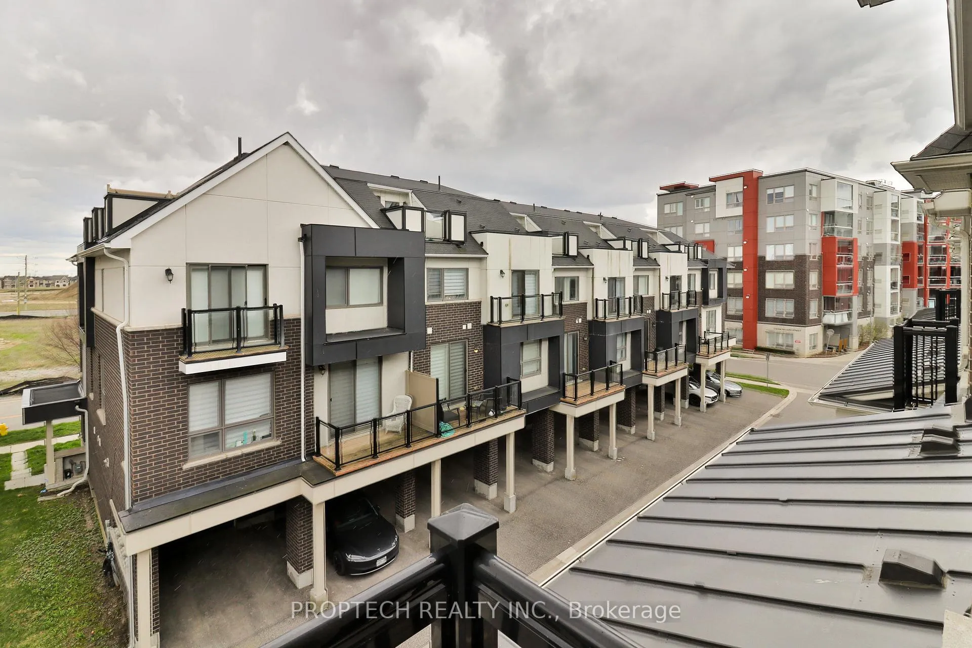 Photo 31 of 19 Frederick Wilson Avenue, Markham, Cornell — HOMEH