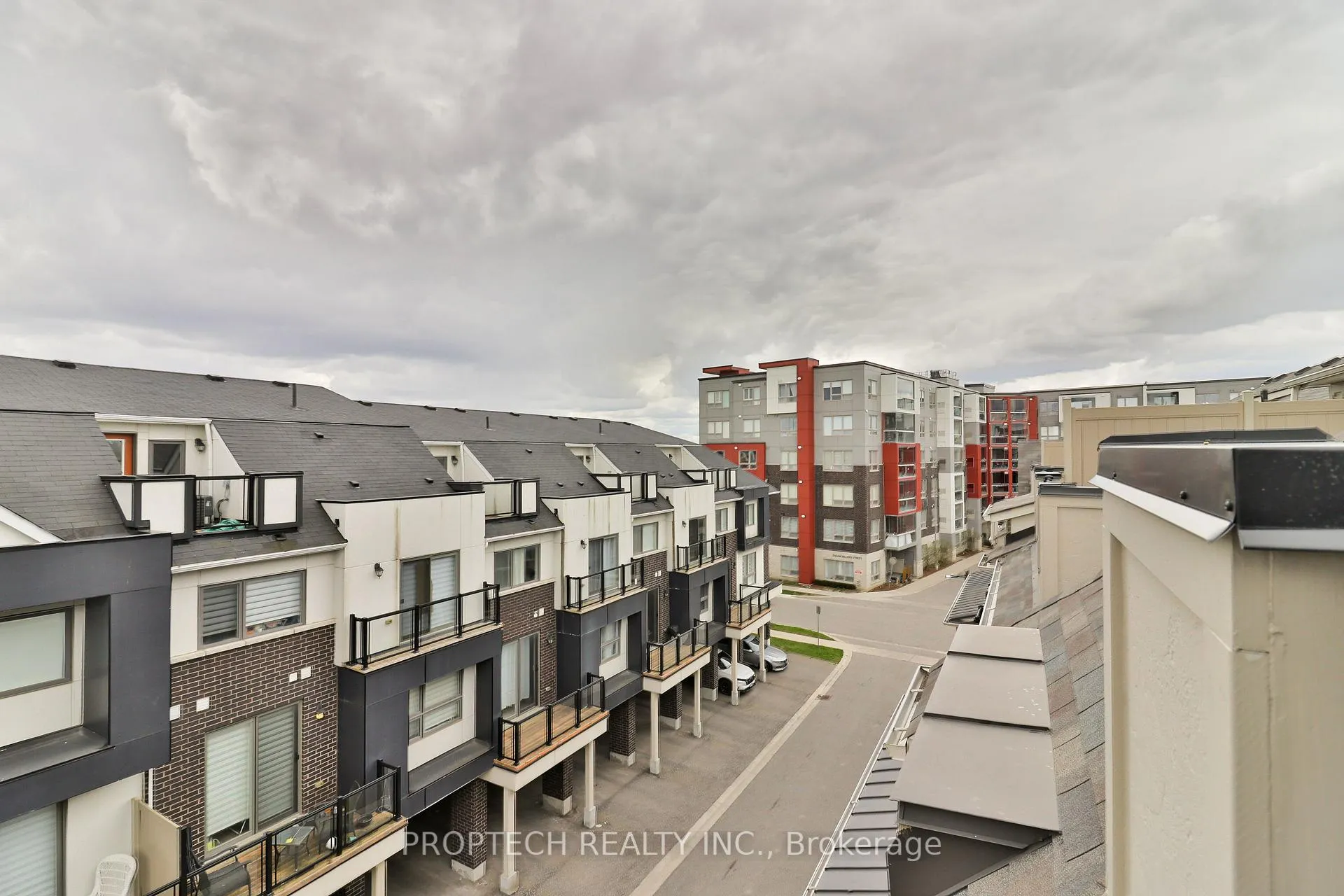 Photo 39 of 19 Frederick Wilson Avenue, Markham, Cornell — HOMEH