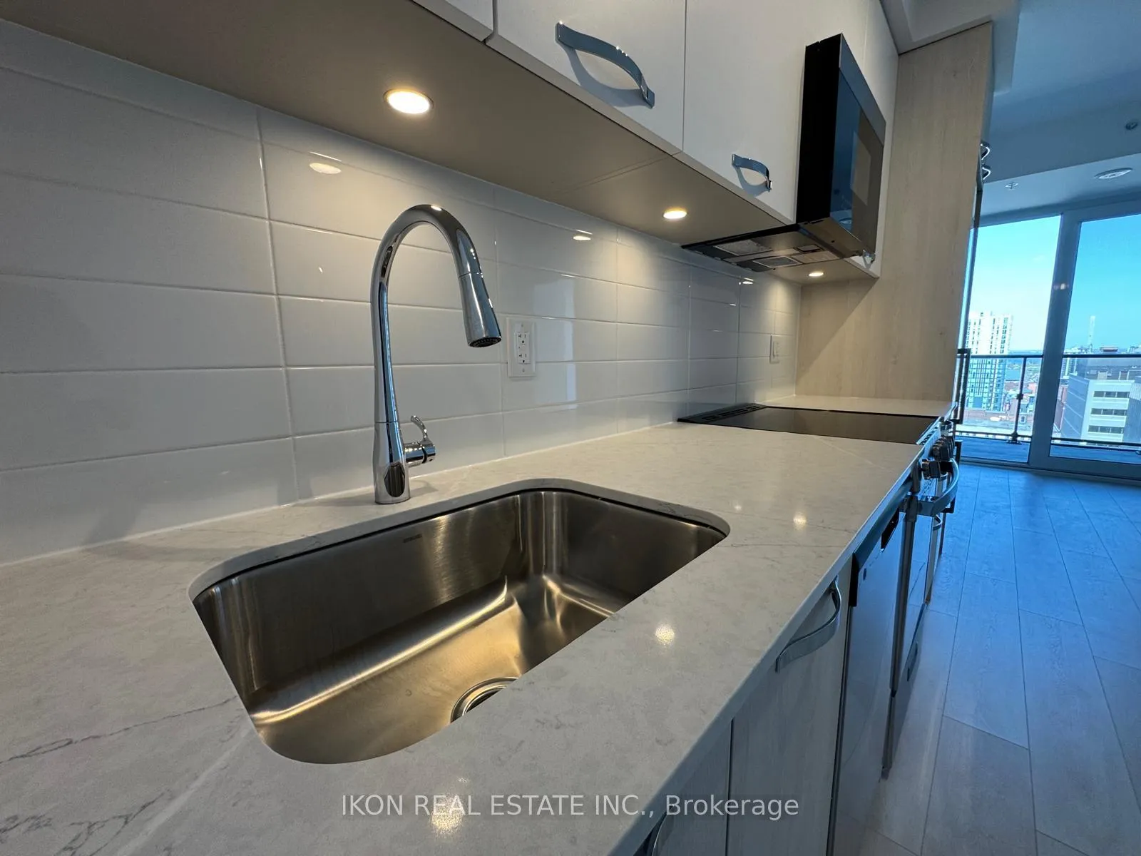 Photo 21 of 75 James Street S, Hamilton, Corktown — HOMEH