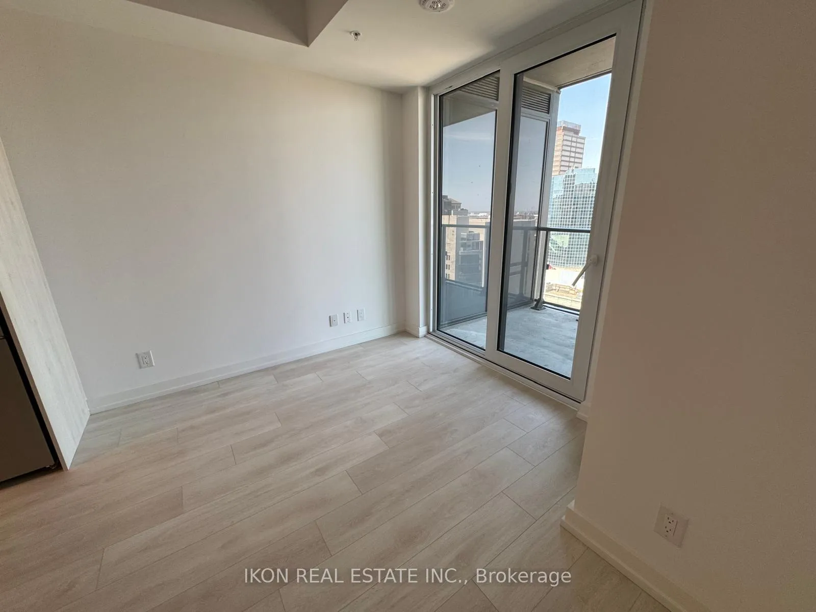 Photo 36 of 75 James Street S, Hamilton, Corktown — HOMEH