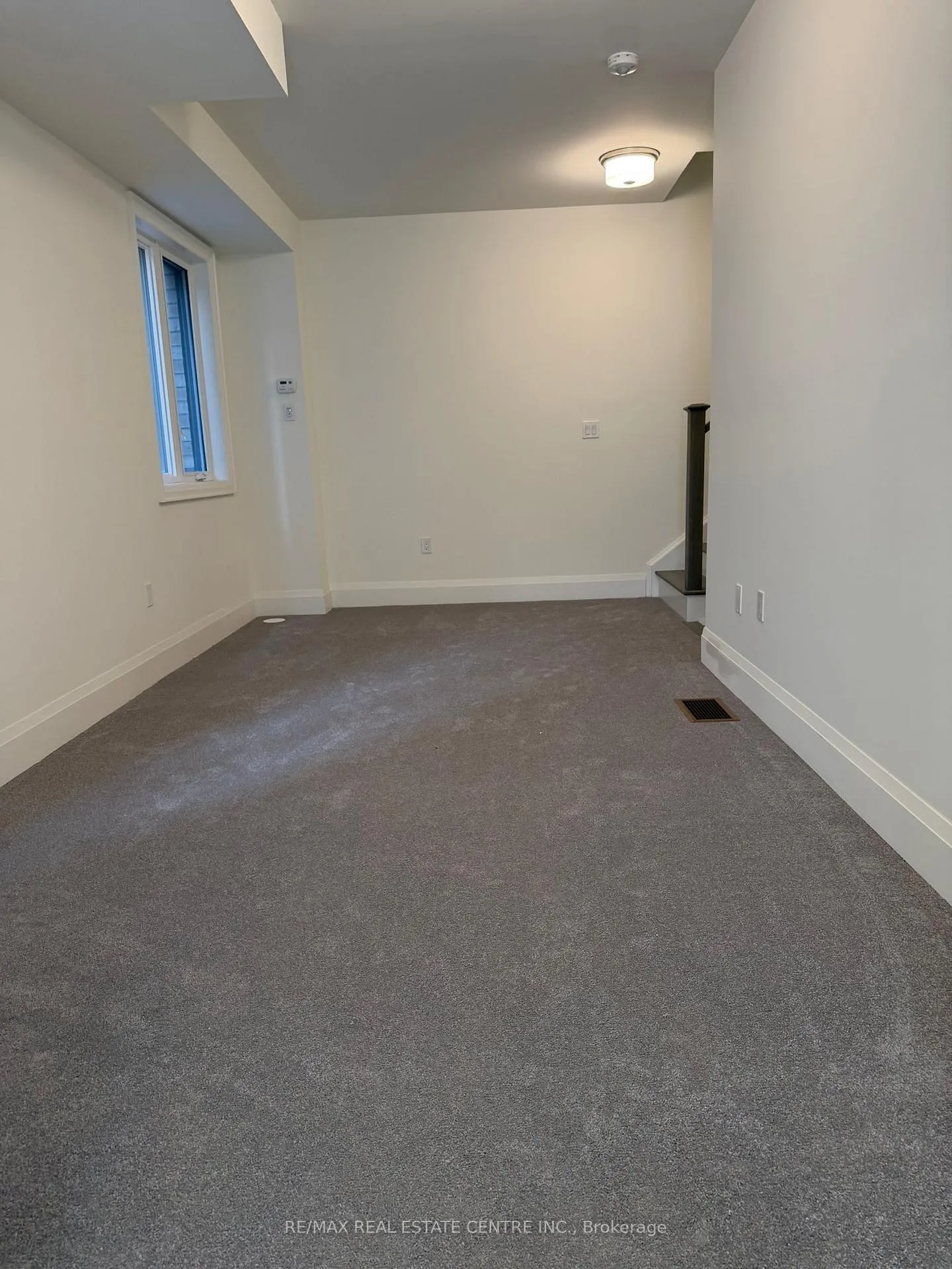 Photo 4 of 3315 Taha Gardens, Oakville, Glenorchy — HOMEH