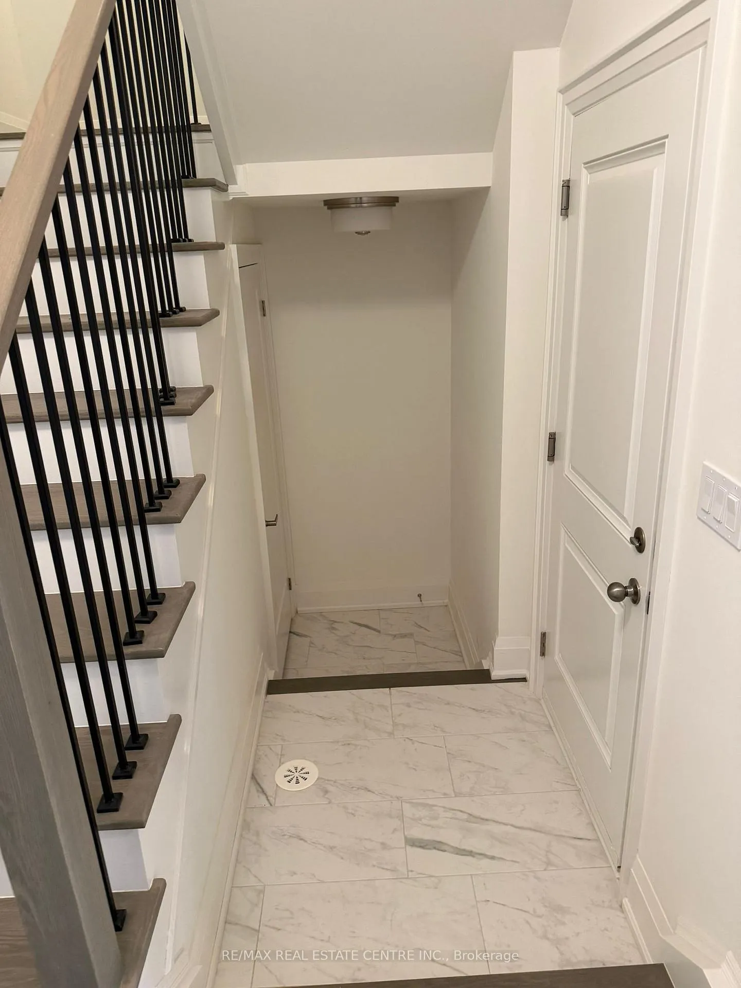 Photo 8 of 3315 Taha Gardens, Oakville, Glenorchy — HOMEH