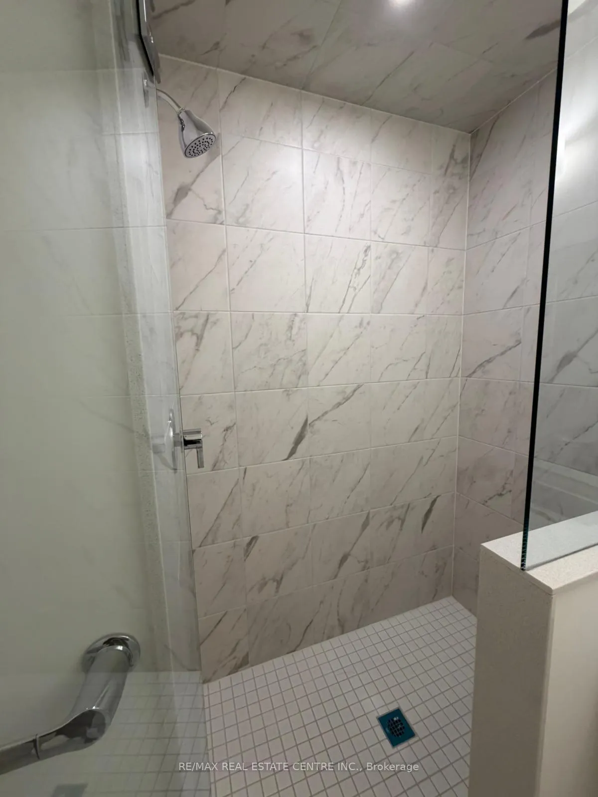 Photo 26 of 3315 Taha Gardens, Oakville, Glenorchy — HOMEH