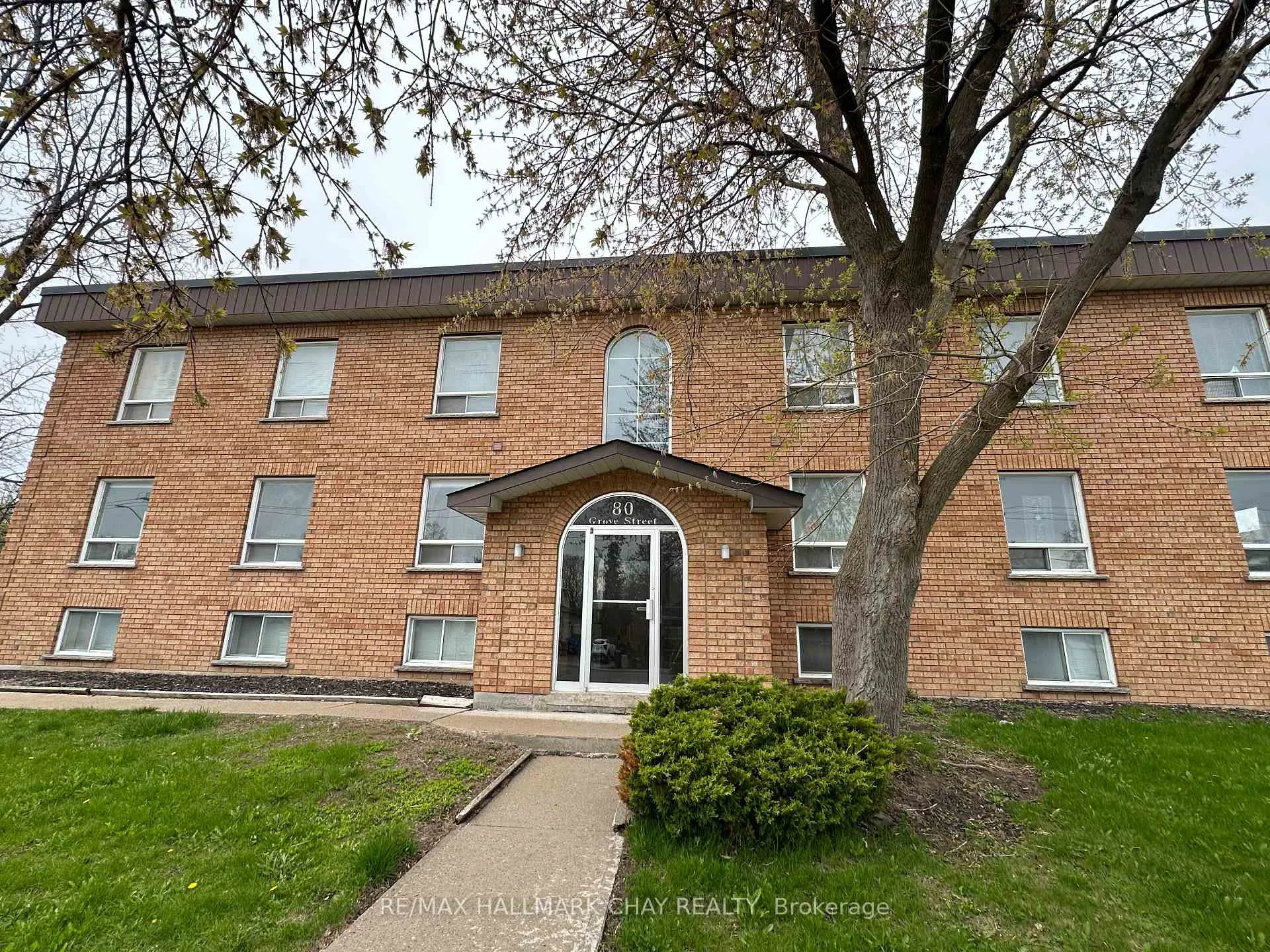 Photo 14 of Unit 102, 80 Grove Street E, Barrie, Wellington — HOMEH
