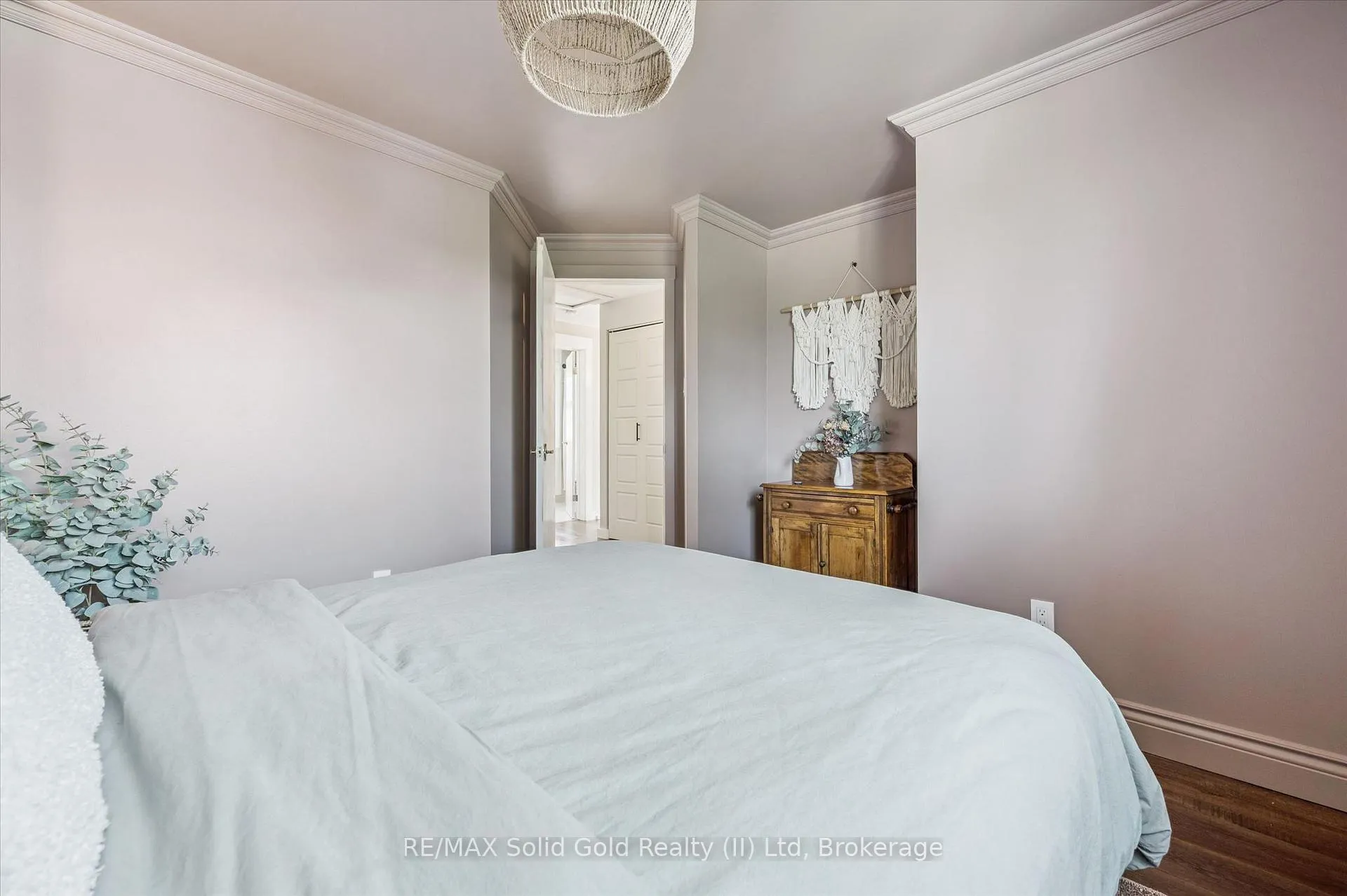 Photo 18 of 185 Middlebury Drive, Waterloo — HOMEH