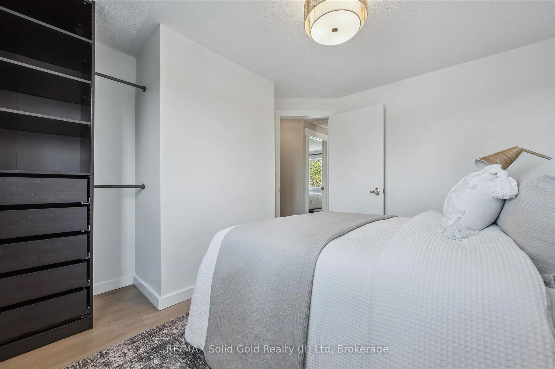 Photo 20 of 185 Middlebury Drive, Waterloo — HOMEH