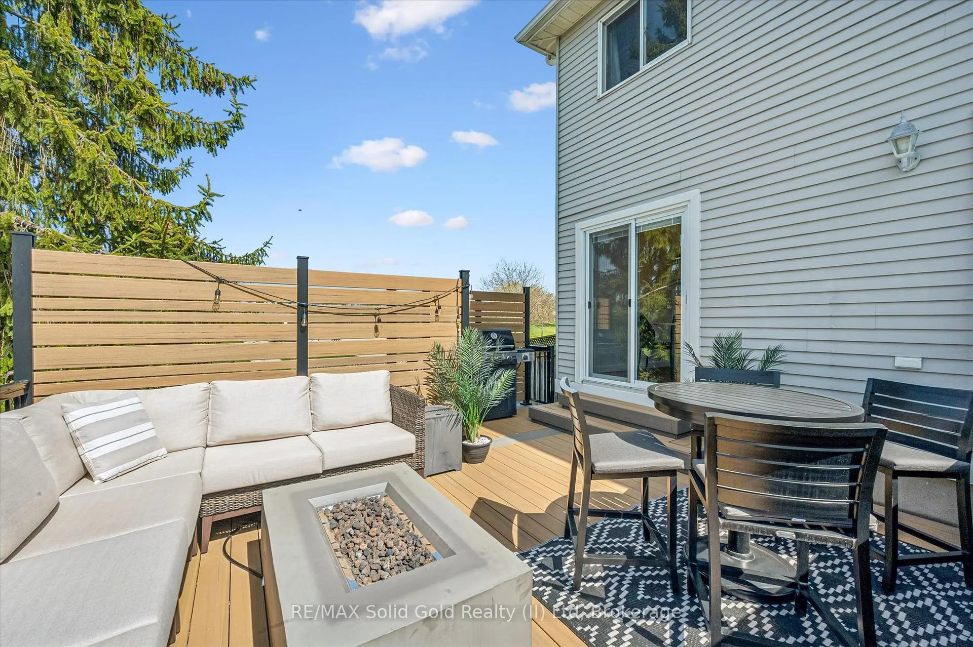 Photo 31 of 185 Middlebury Drive, Waterloo — HOMEH