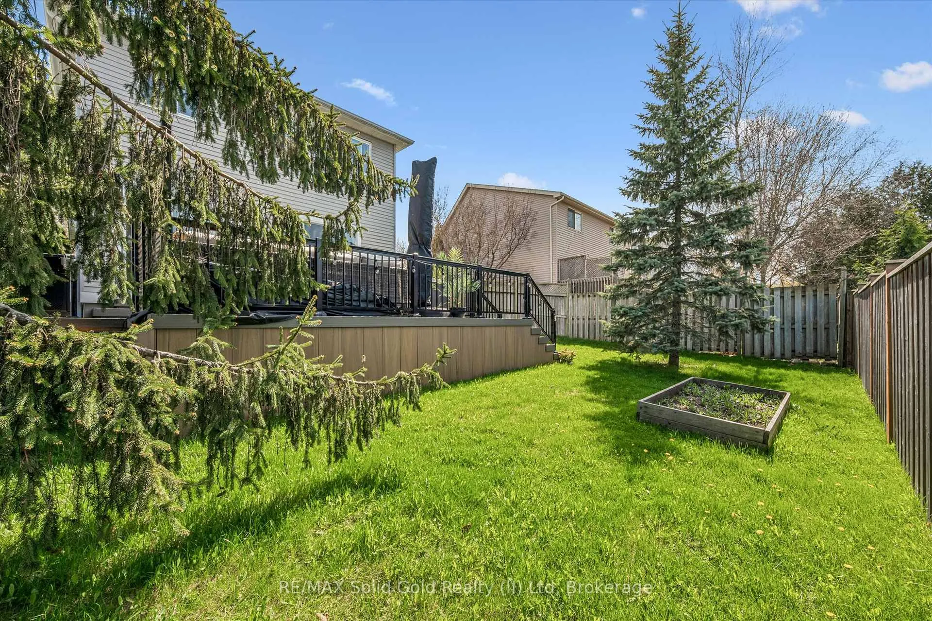 Photo 33 of 185 Middlebury Drive, Waterloo — HOMEH