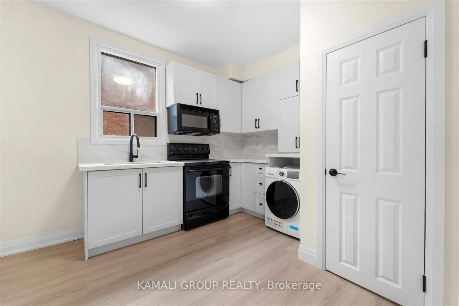 Photo 6 of 254 Bruce Street, Oshawa, Central — HOMEH