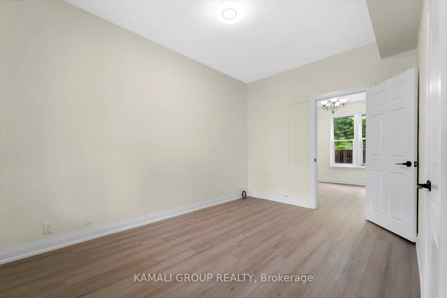 Photo 12 of 254 Bruce Street, Oshawa, Central — HOMEH