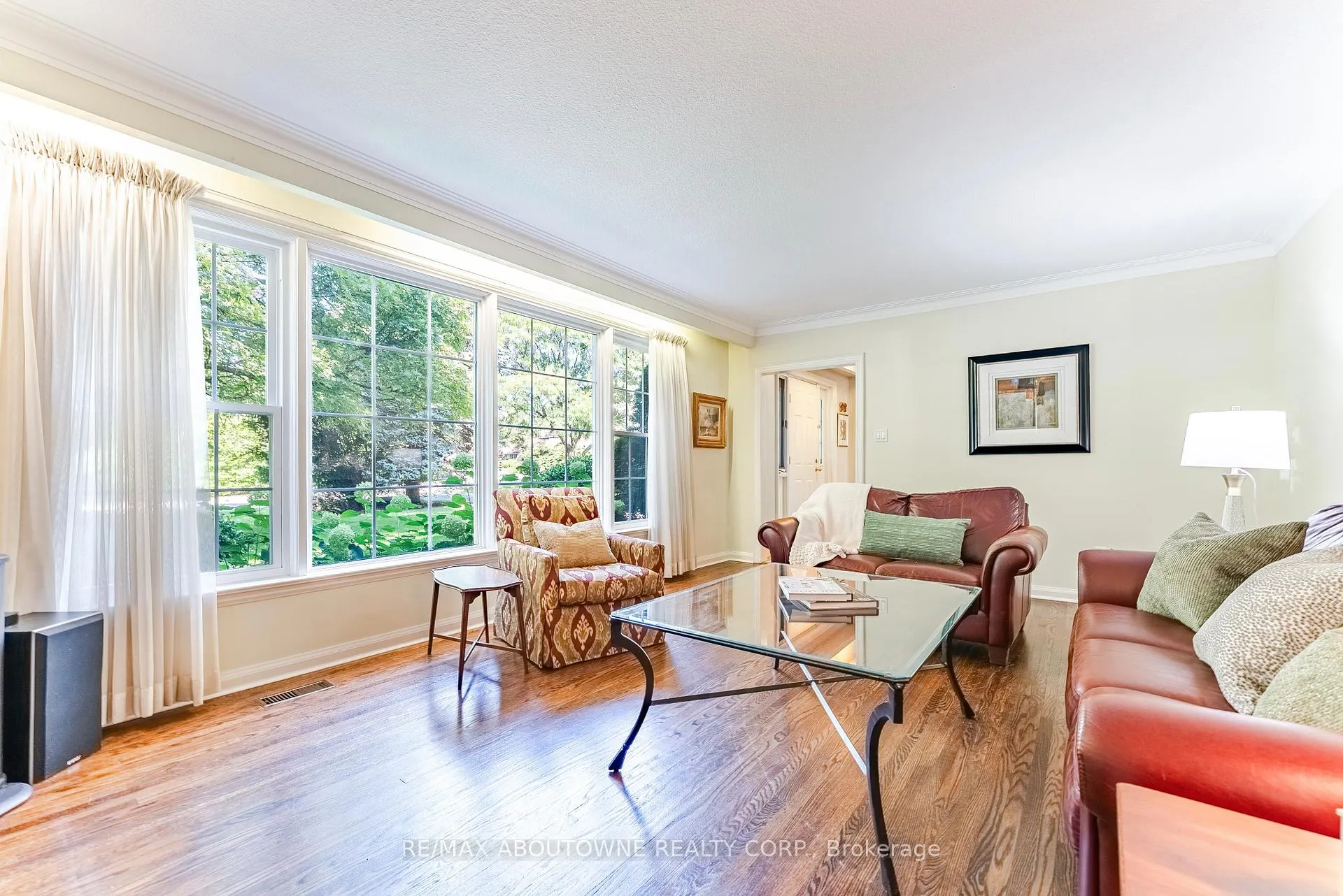 Photo 5 of 1284 Cleaver Drive, Oakville, Morrison — HOMEH