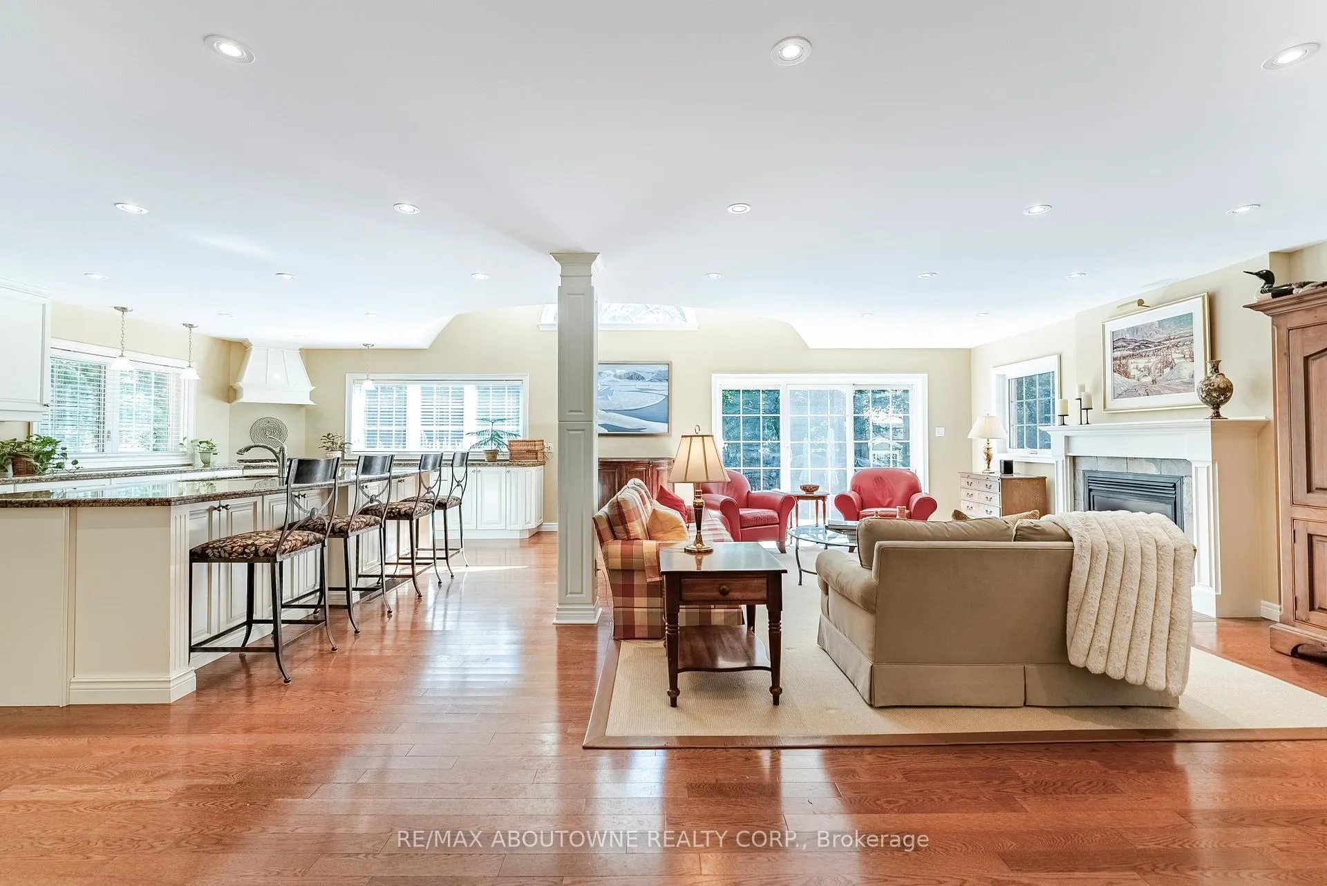 Photo 6 of 1284 Cleaver Drive, Oakville, Morrison — HOMEH