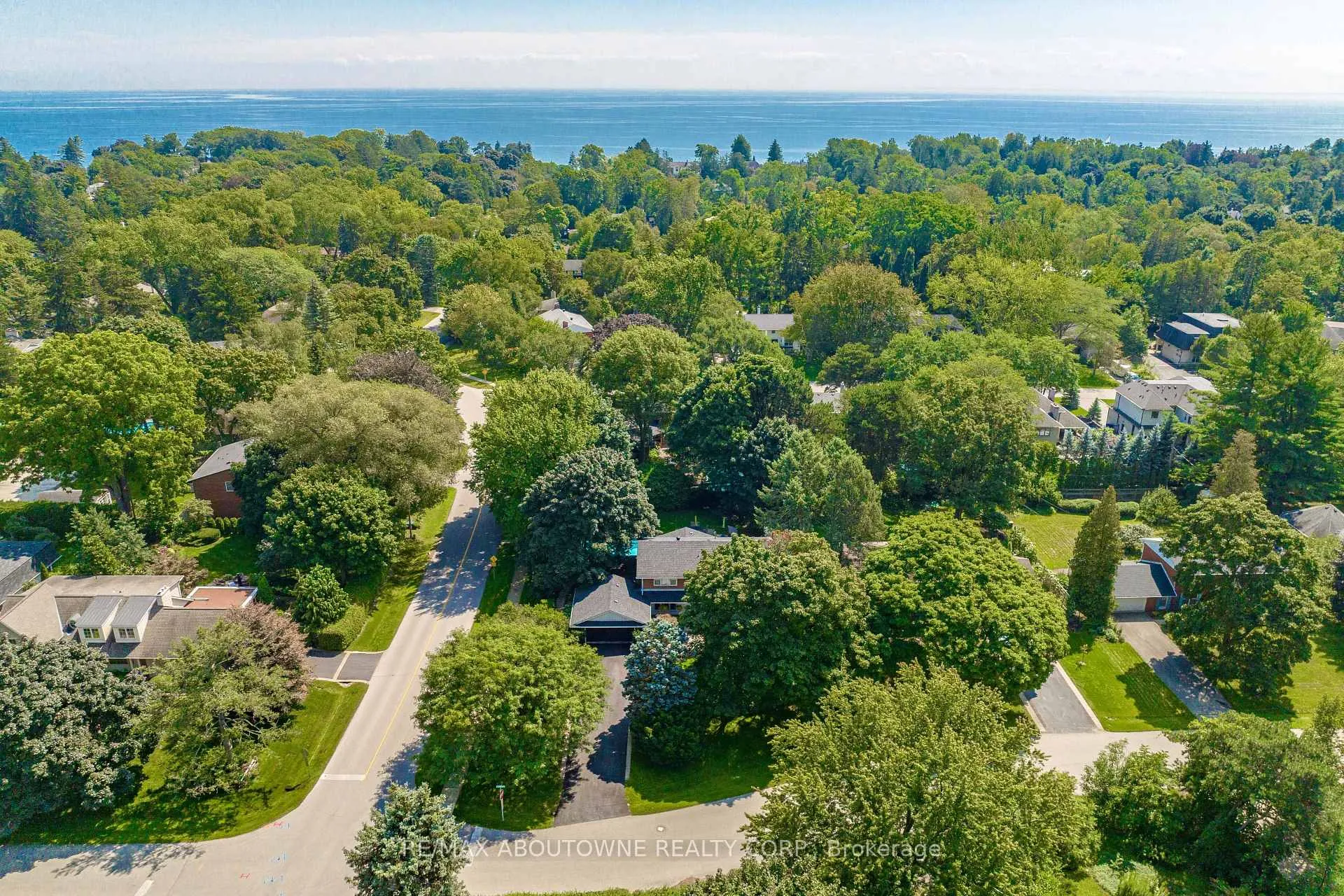 Photo 37 of 1284 Cleaver Drive, Oakville, Morrison — HOMEH
