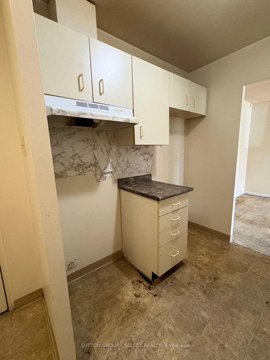 Photo 7 of Unit 208, 130 Park Avenue E, Chatham-Kent, Chatham — HOMEH