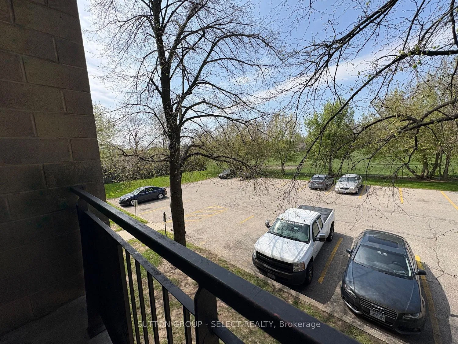 Photo 12 of Unit 208, 130 Park Avenue E, Chatham-Kent, Chatham — HOMEH