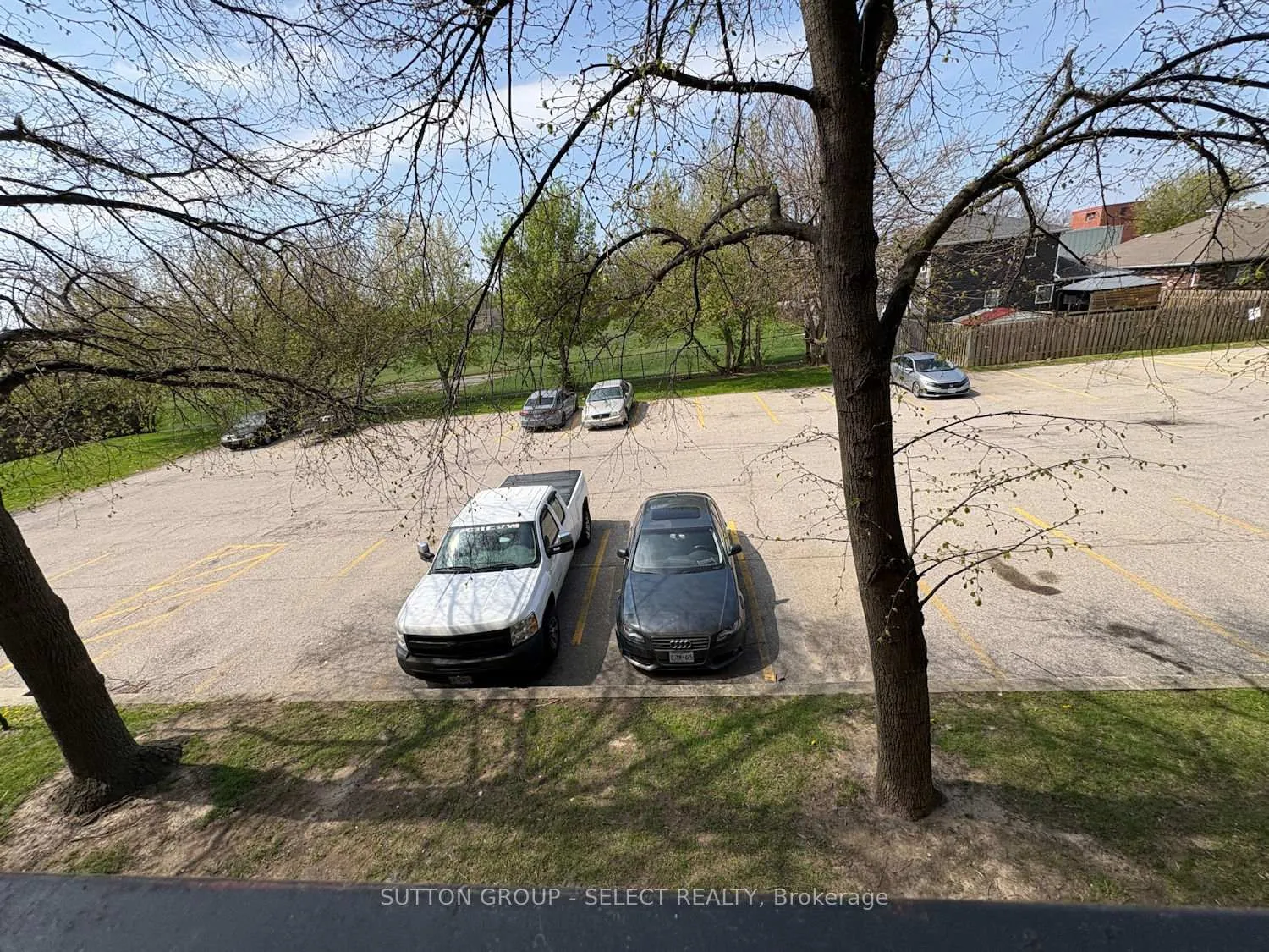 Photo 13 of Unit 208, 130 Park Avenue E, Chatham-Kent, Chatham — HOMEH