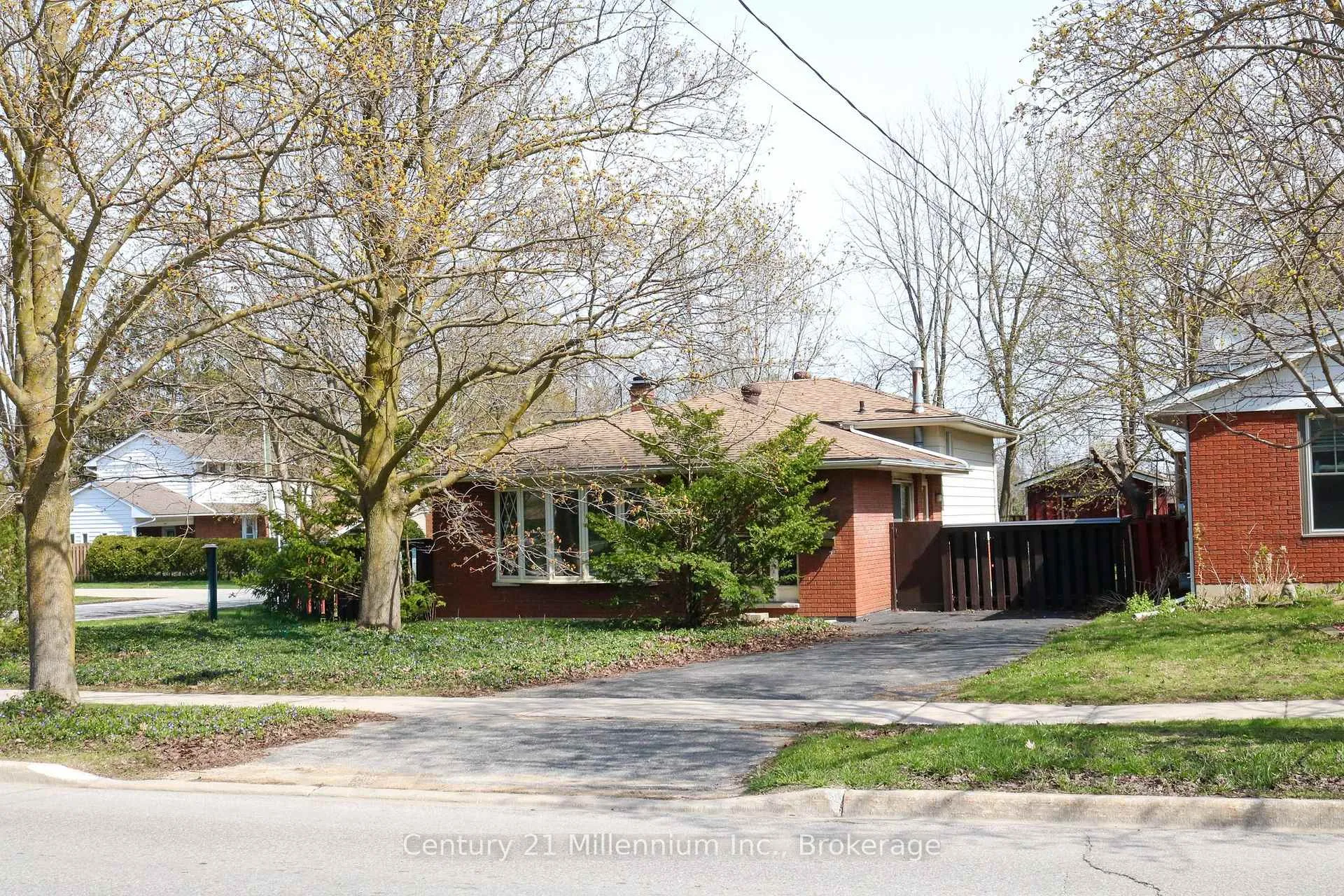 Photo 6 of 620 16th Street E, Owen Sound — HOMEH