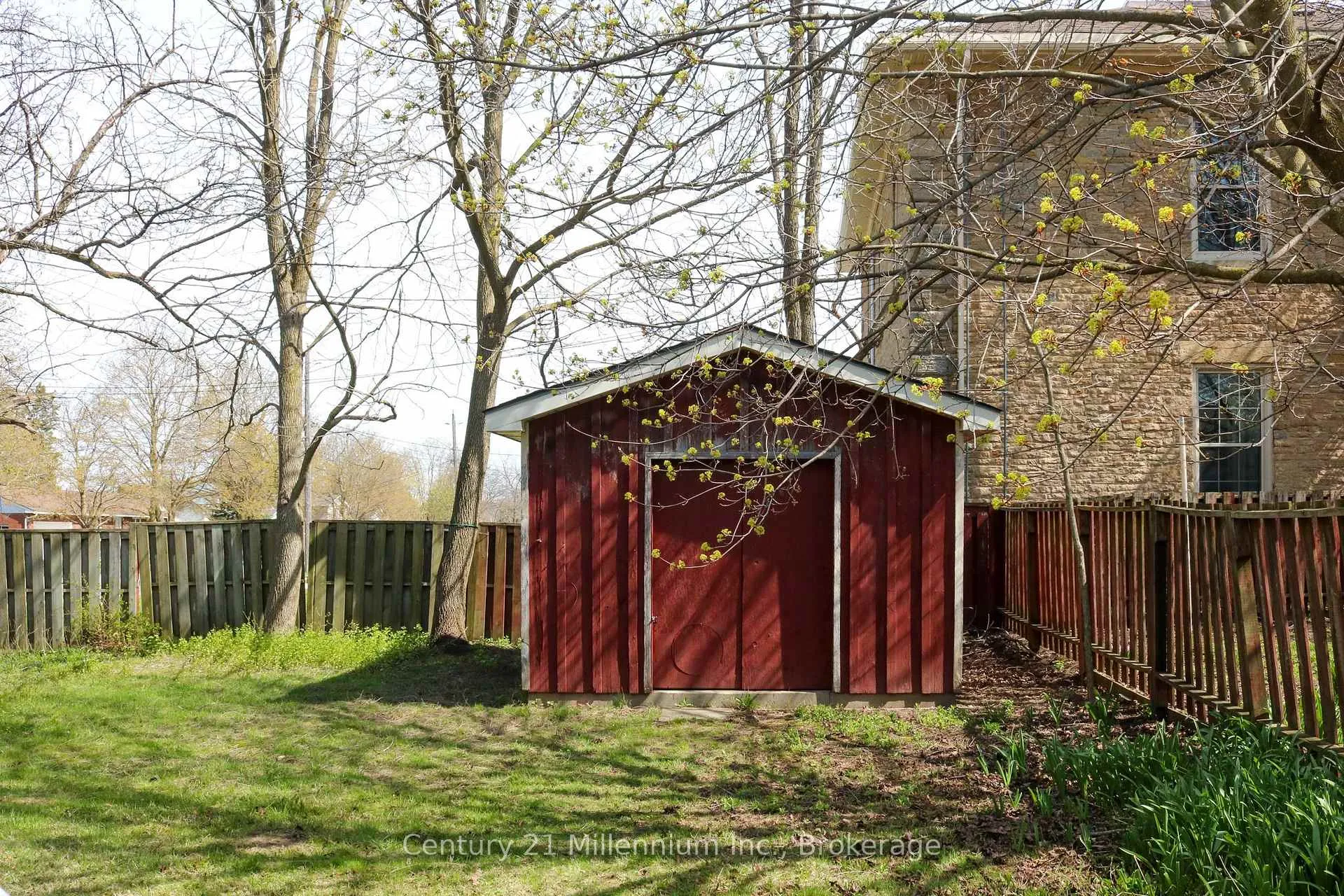 Photo 10 of 620 16th Street E, Owen Sound — HOMEH