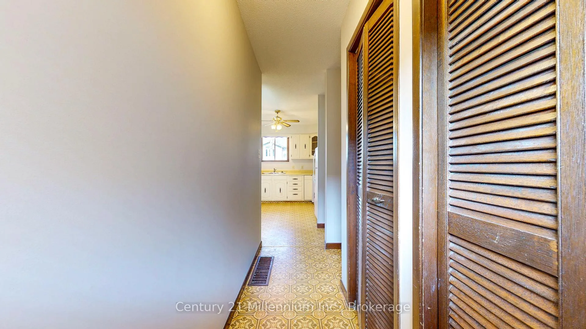 Photo 19 of 620 16th Street E, Owen Sound — HOMEH