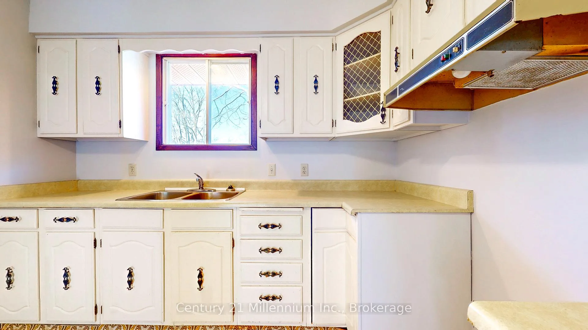 Photo 21 of 620 16th Street E, Owen Sound — HOMEH