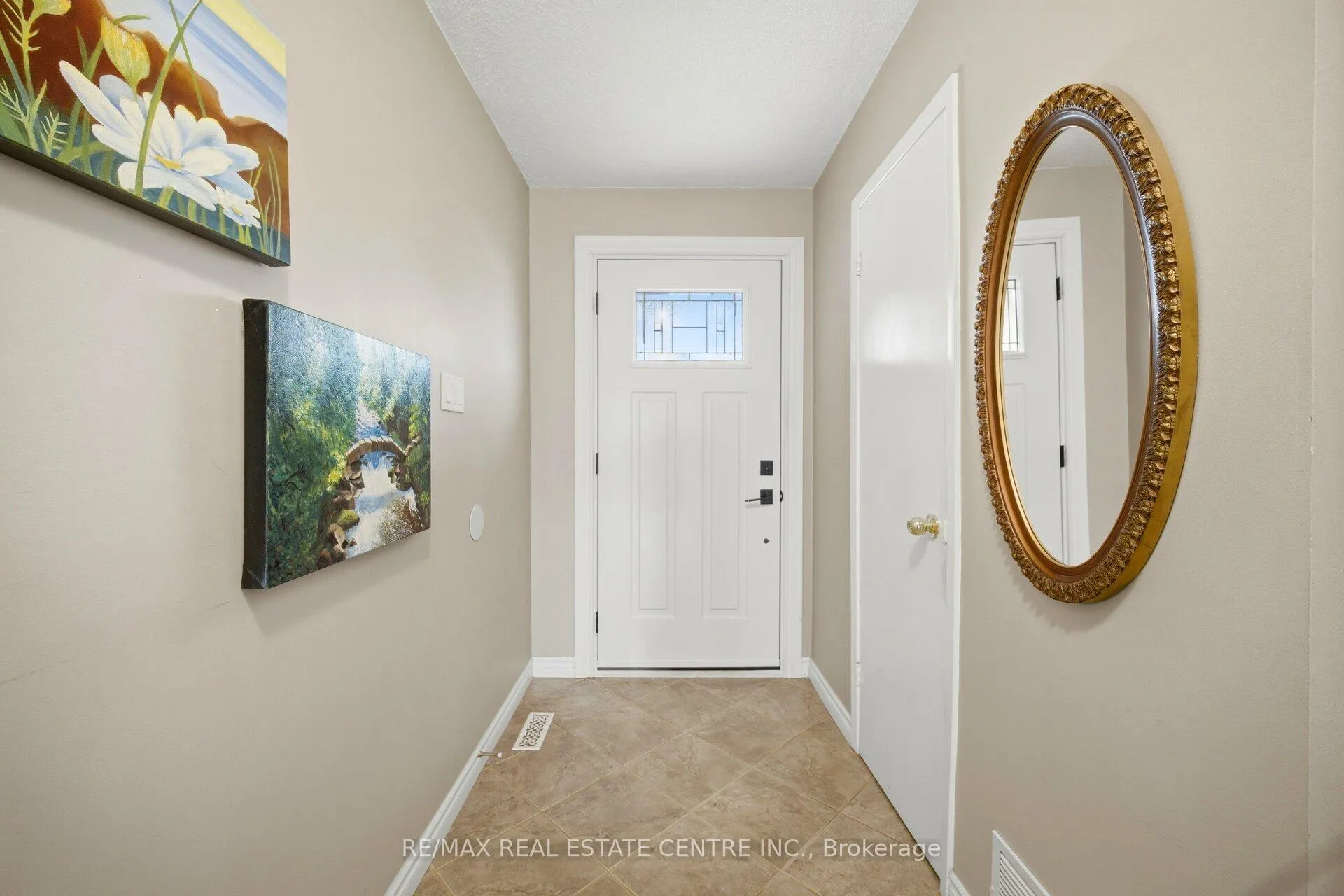 Photo 6 of 94 Blackthorn Lane, Brampton, Brampton North — HOMEH