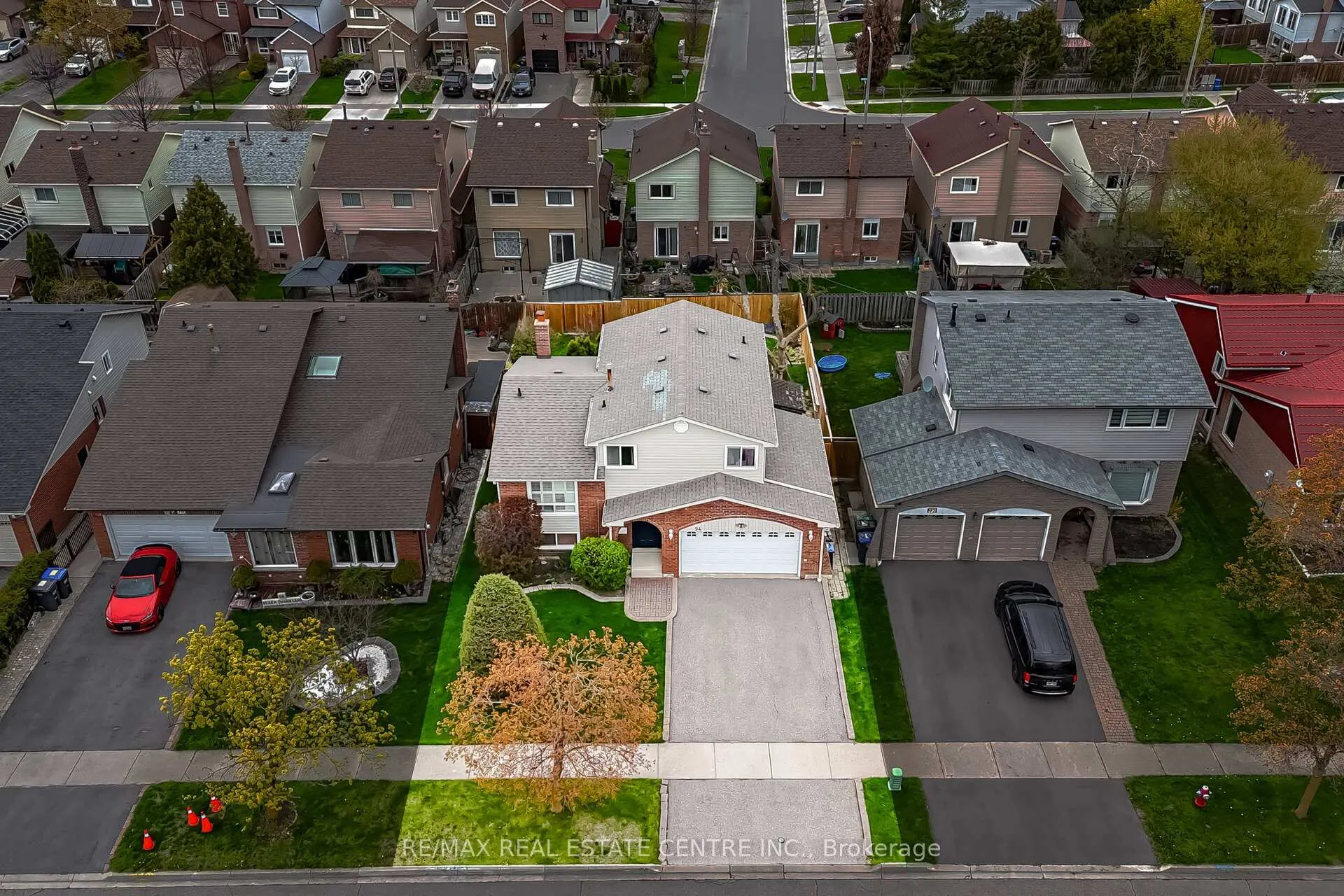 Photo 34 of 94 Blackthorn Lane, Brampton, Brampton North — HOMEH