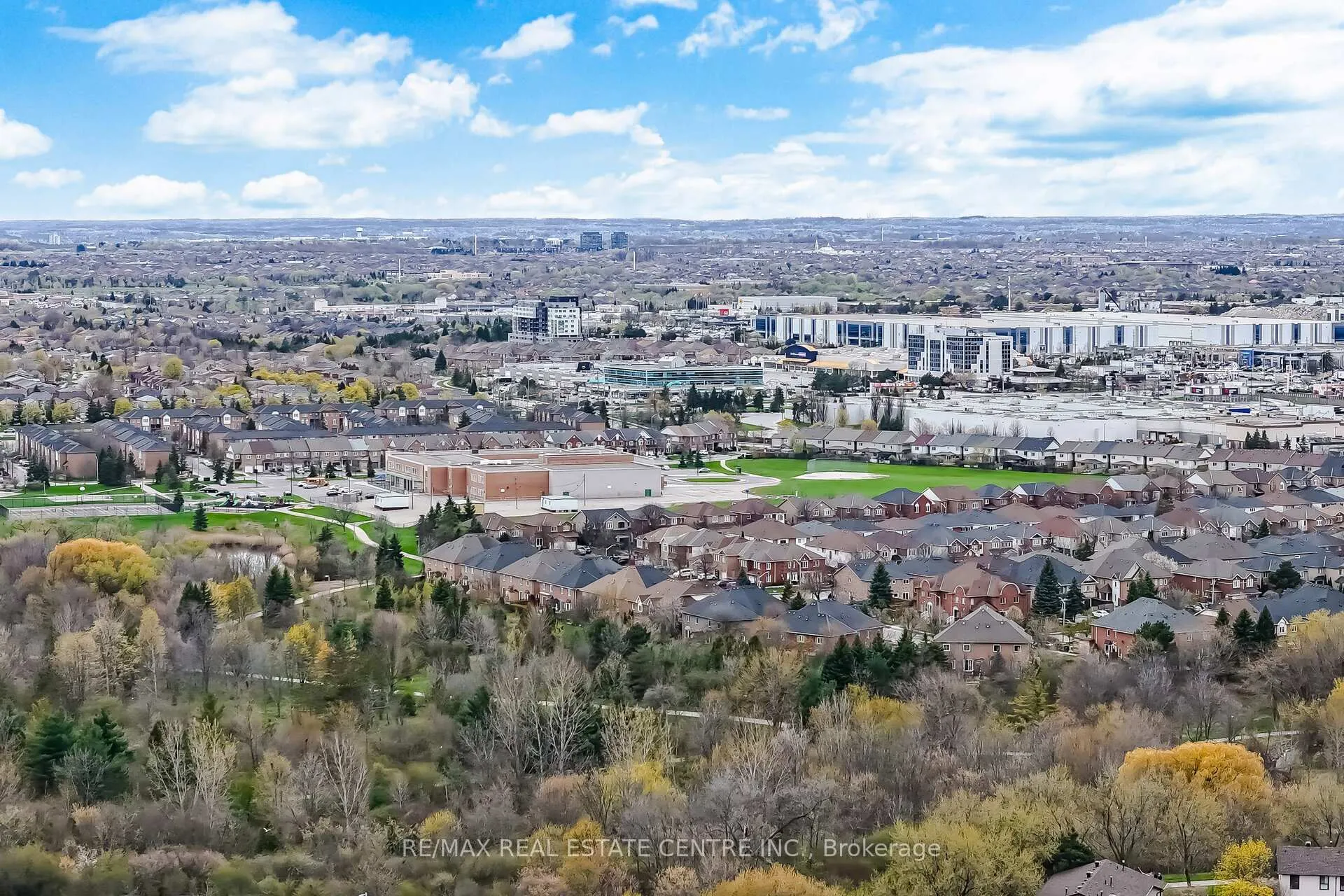 Photo 36 of 94 Blackthorn Lane, Brampton, Brampton North — HOMEH