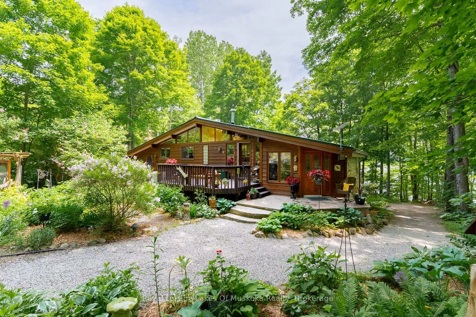 Photo 4 of 168 Lakeshore Road, Burk's Falls — HOMEH
