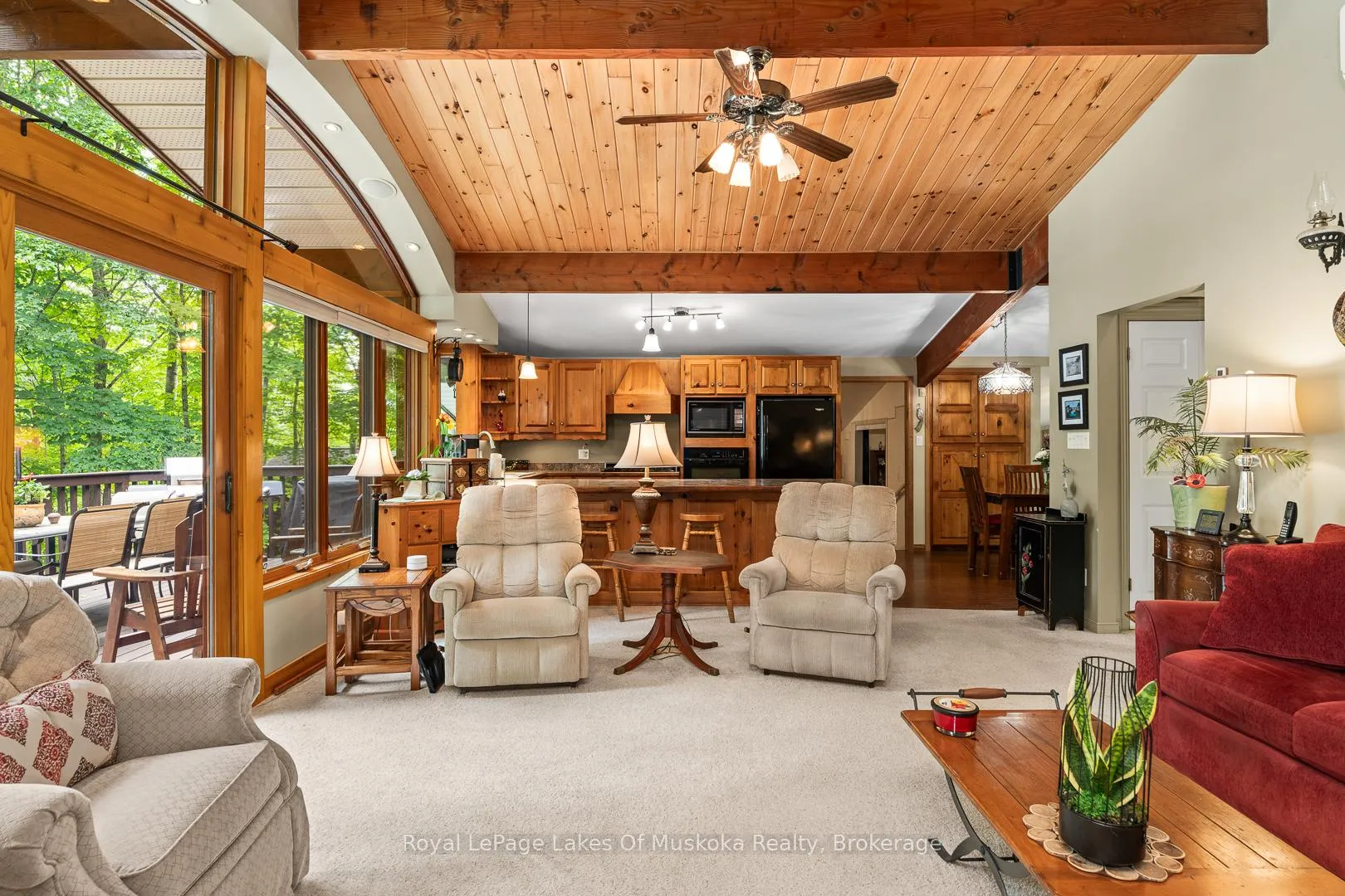 Photo 11 of 168 Lakeshore Road, Burk's Falls — HOMEH