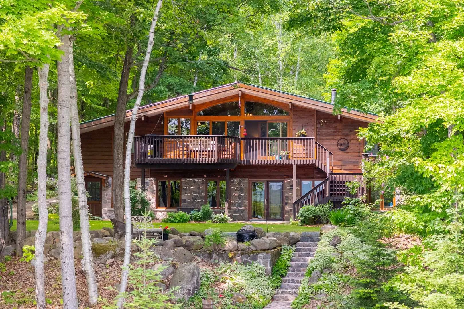 Photo 25 of 168 Lakeshore Road, Burk's Falls — HOMEH