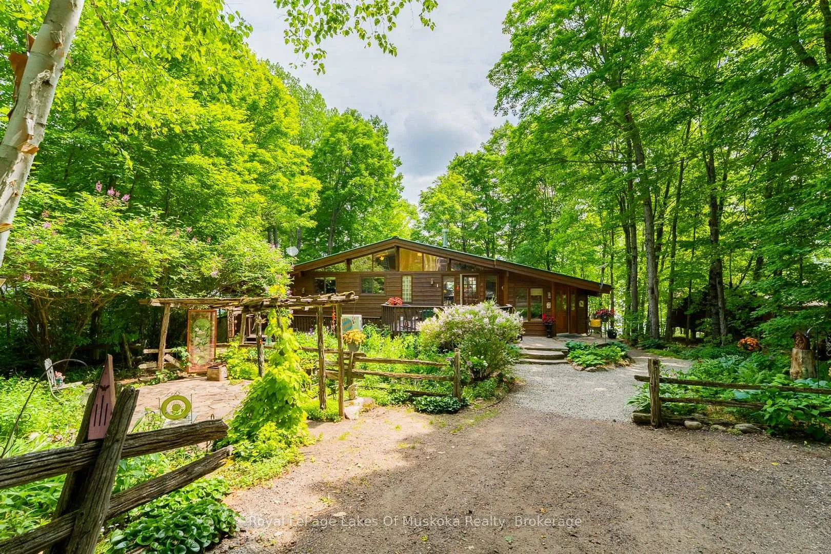 Photo 31 of 168 Lakeshore Road, Burk's Falls — HOMEH