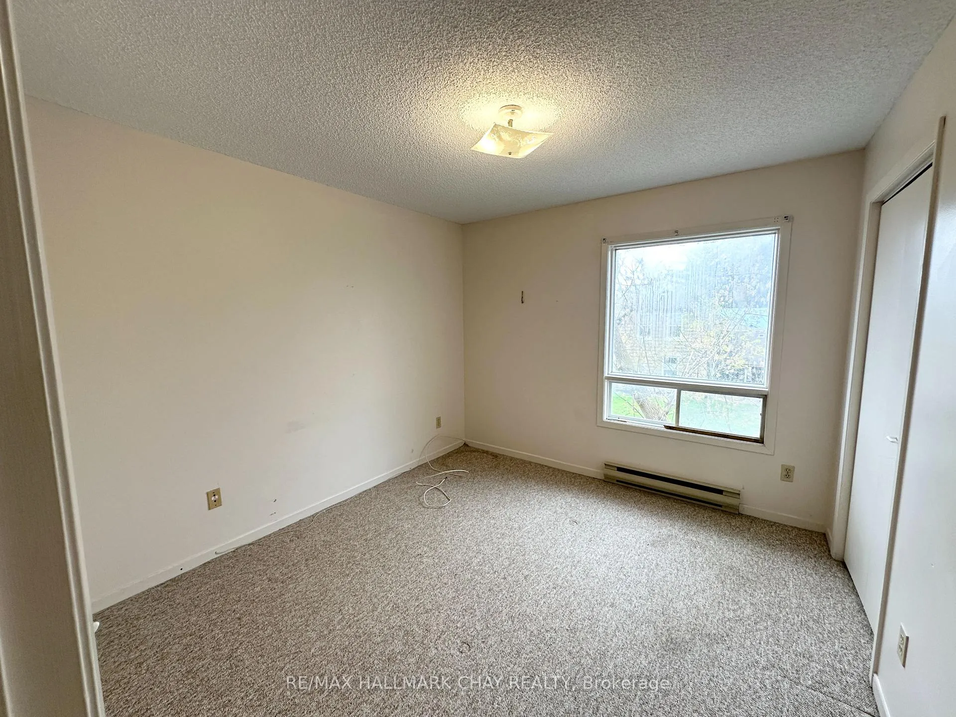 Photo 5 of Unit 204, 80 Grove Street E, Barrie, Wellington — HOMEH