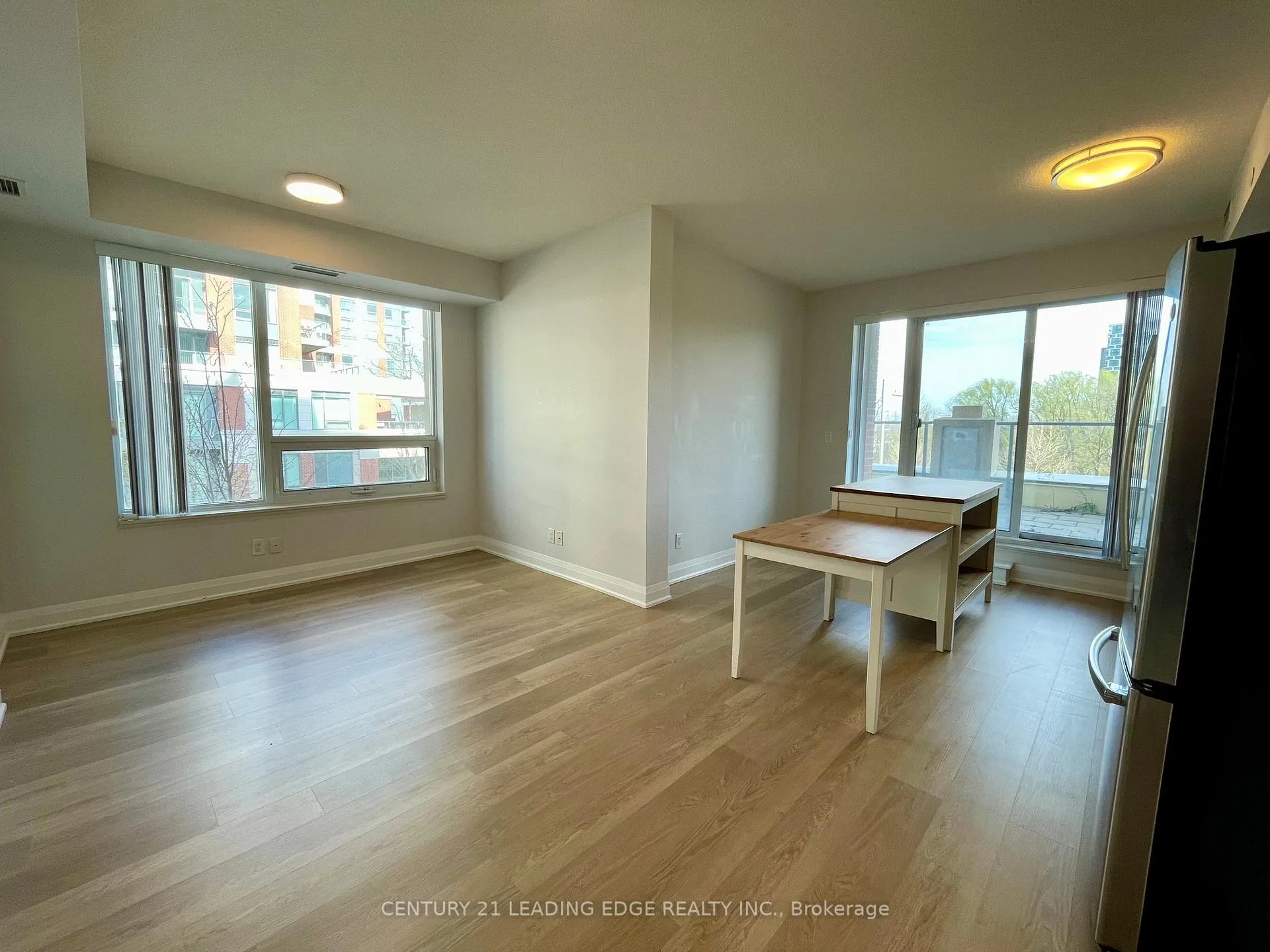 Photo 6 of Unit 316, 18 Uptown Drive, Markham, Unionville — HOMEH