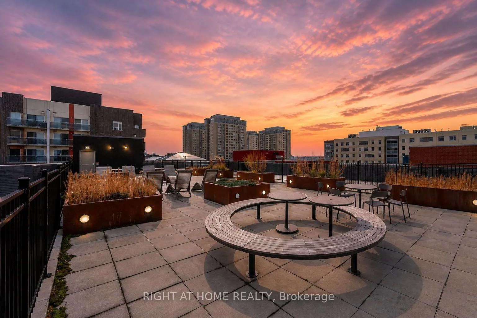 Photo 20 of Unit 421, 308 Lester Street, Waterloo — HOMEH